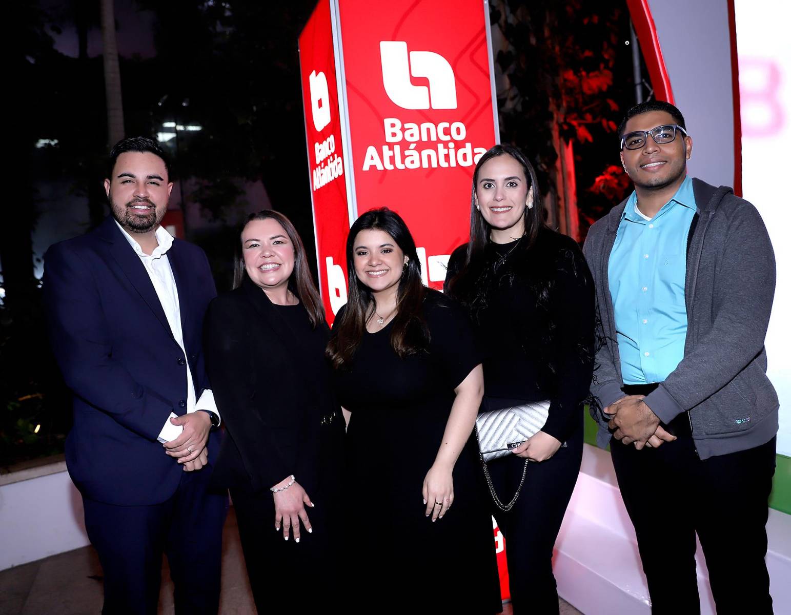 Salvador Cerrato, Diana Ramos, Claudia Martínez.