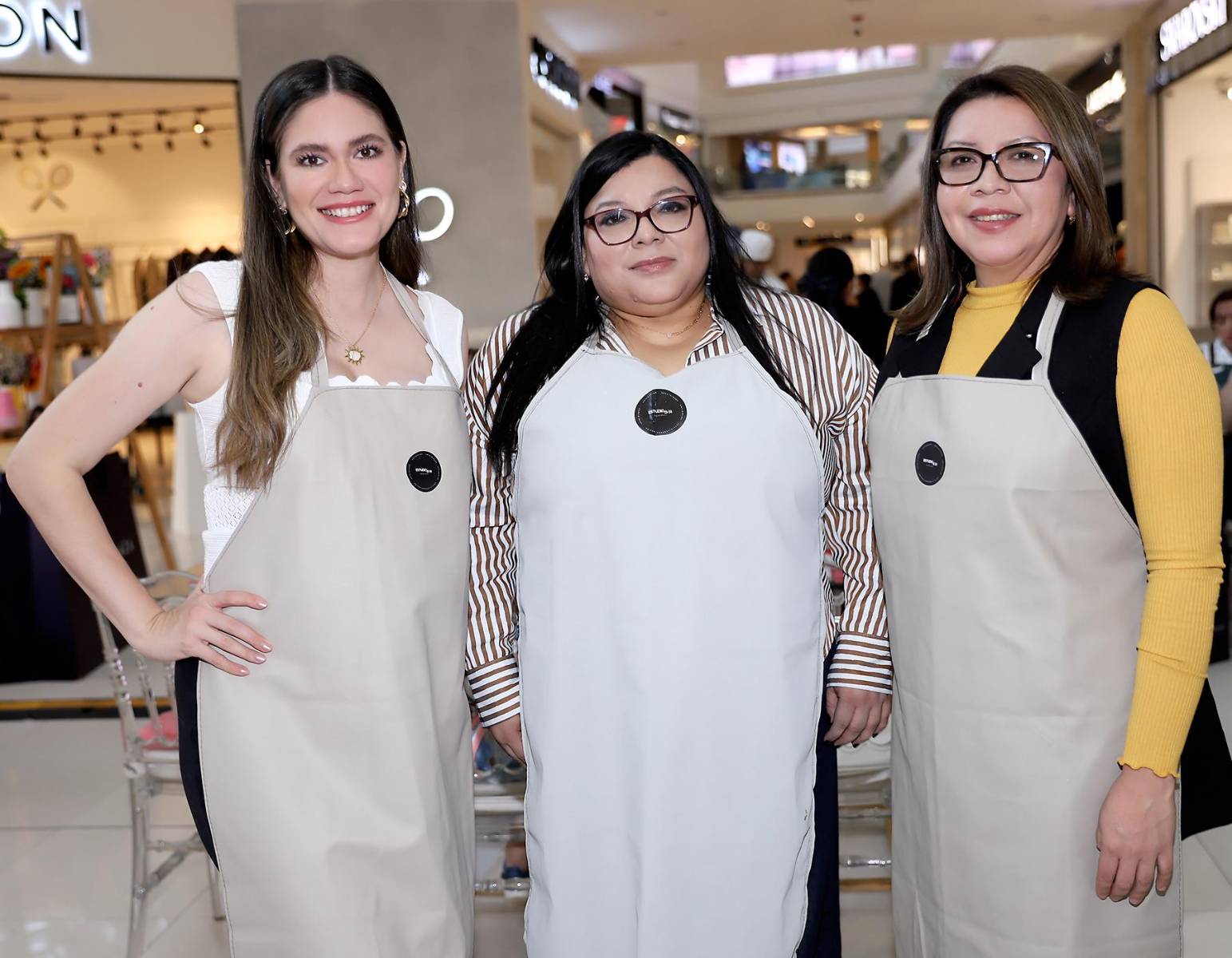 Marissa Chávez, Ana Patricia Barahona y Karla Alegría.