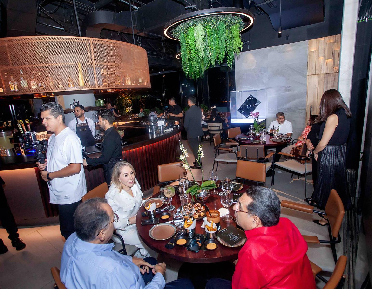 Claudia Chávez y Julio Mendoza. 