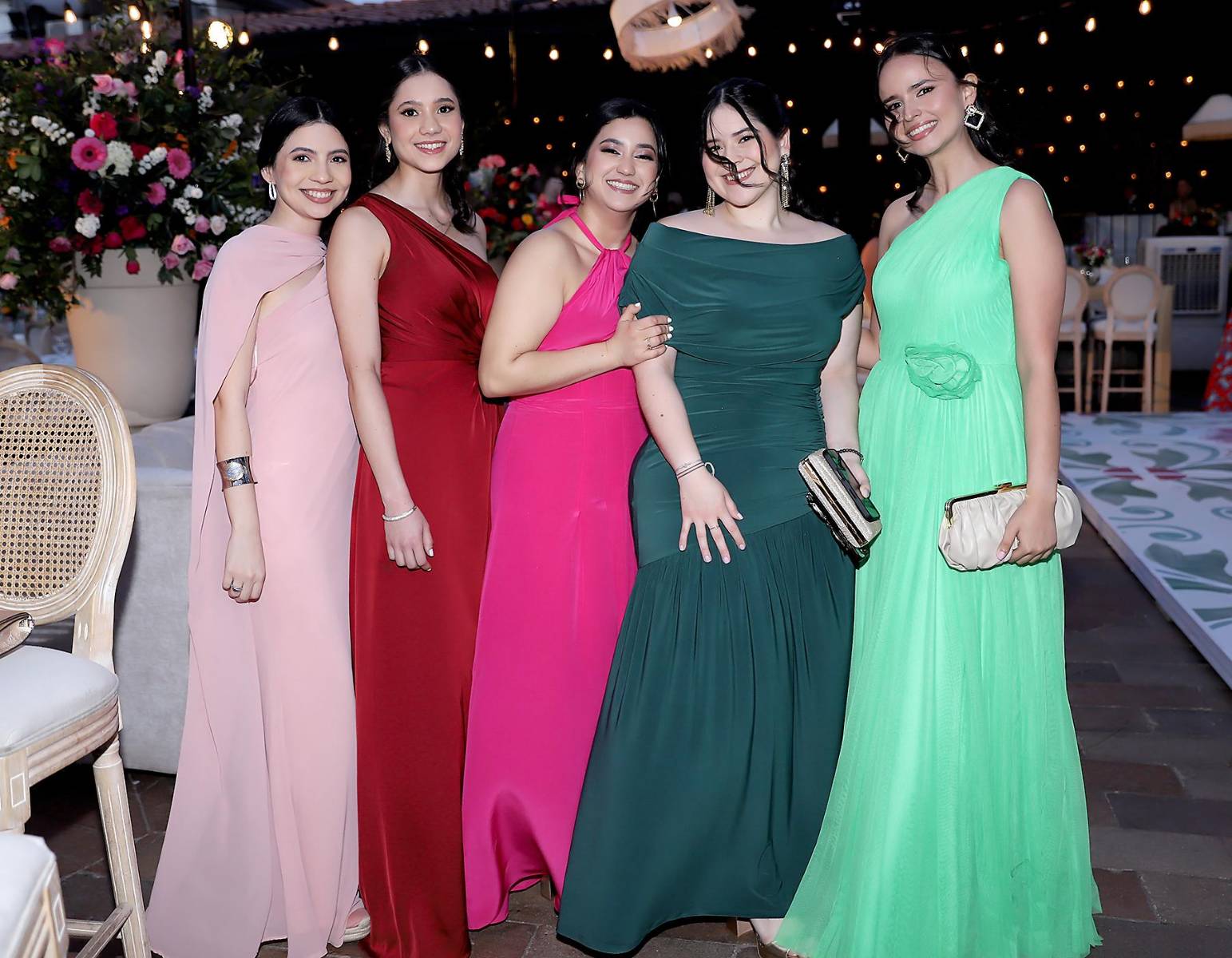 Ariana Silva, María Celeste Bustillo, Isabella Herrera, Irene Velásquez y María Renee Rosales 