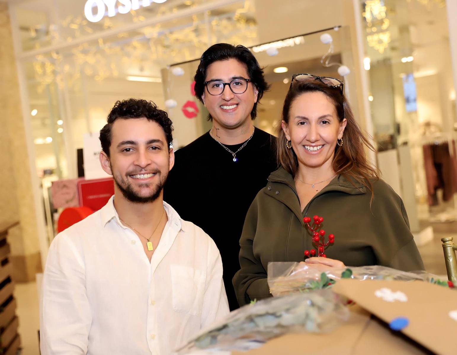 Mario Menpez, José Vargas y Gabby Zelaya.