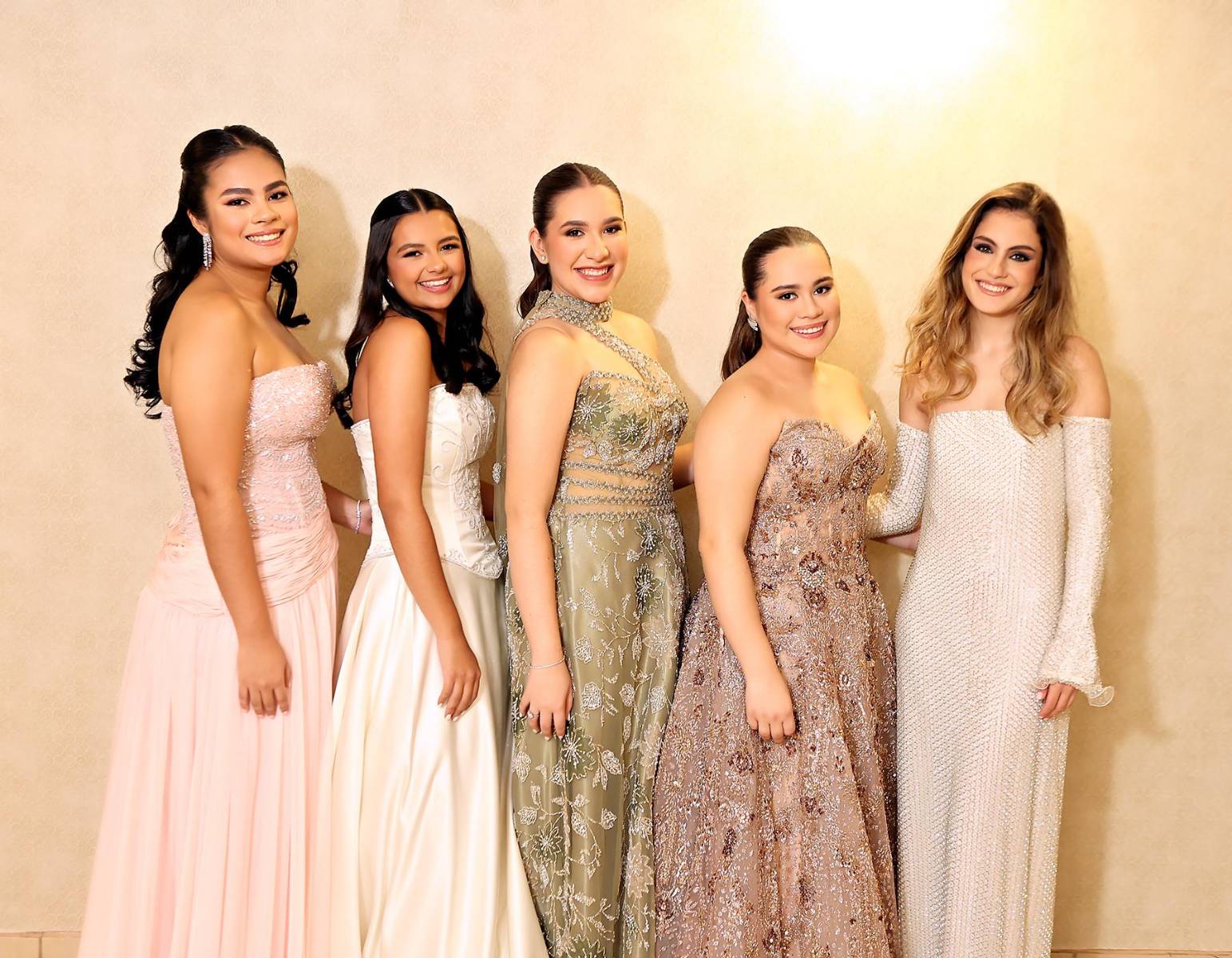 Aída Mencía, Victoria Cardón, Natalie Fleming, Angélica Chinchilla y Alessandra Atala.