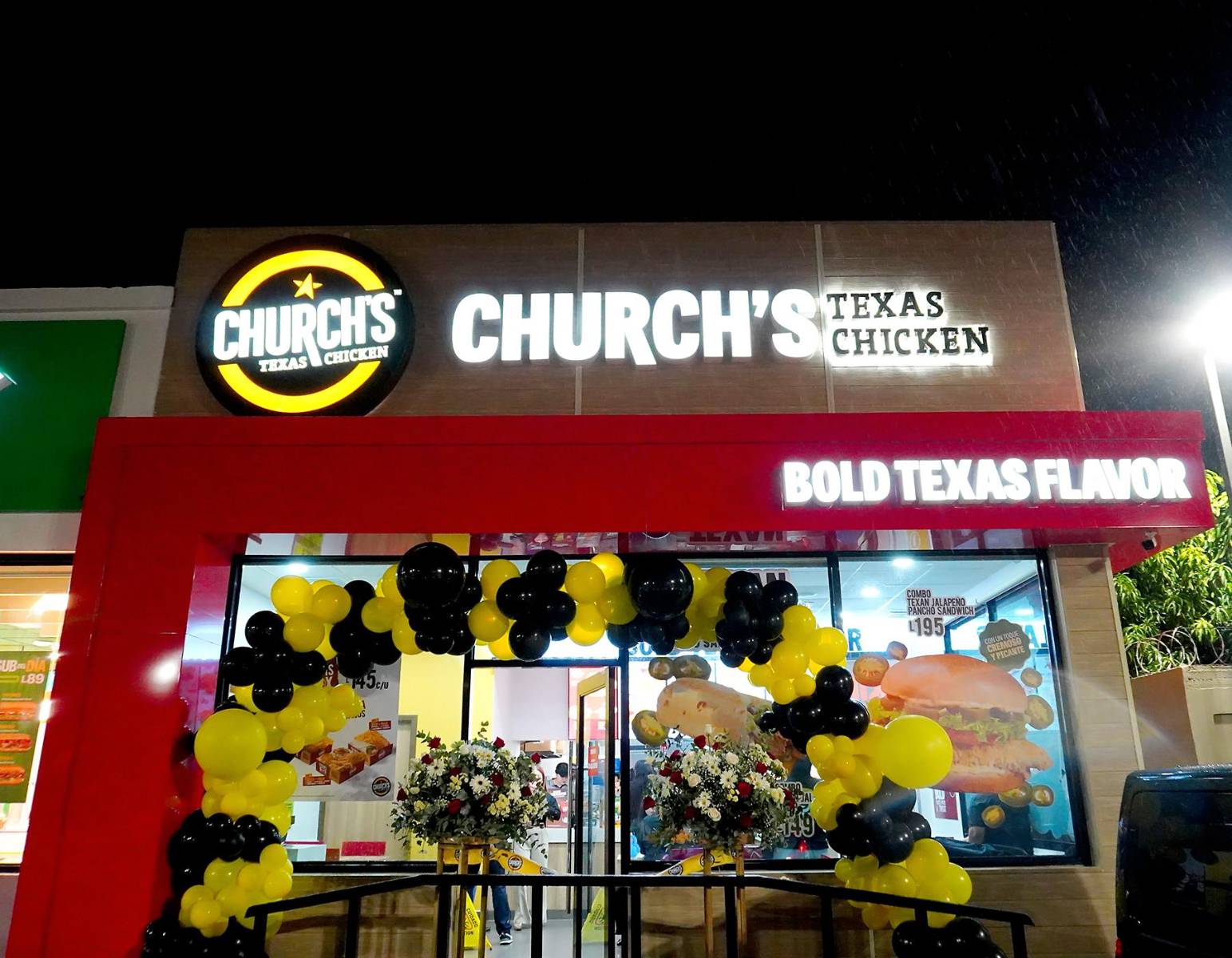 Inauguración de Subway y Church’s Texas Chicken en Danlí