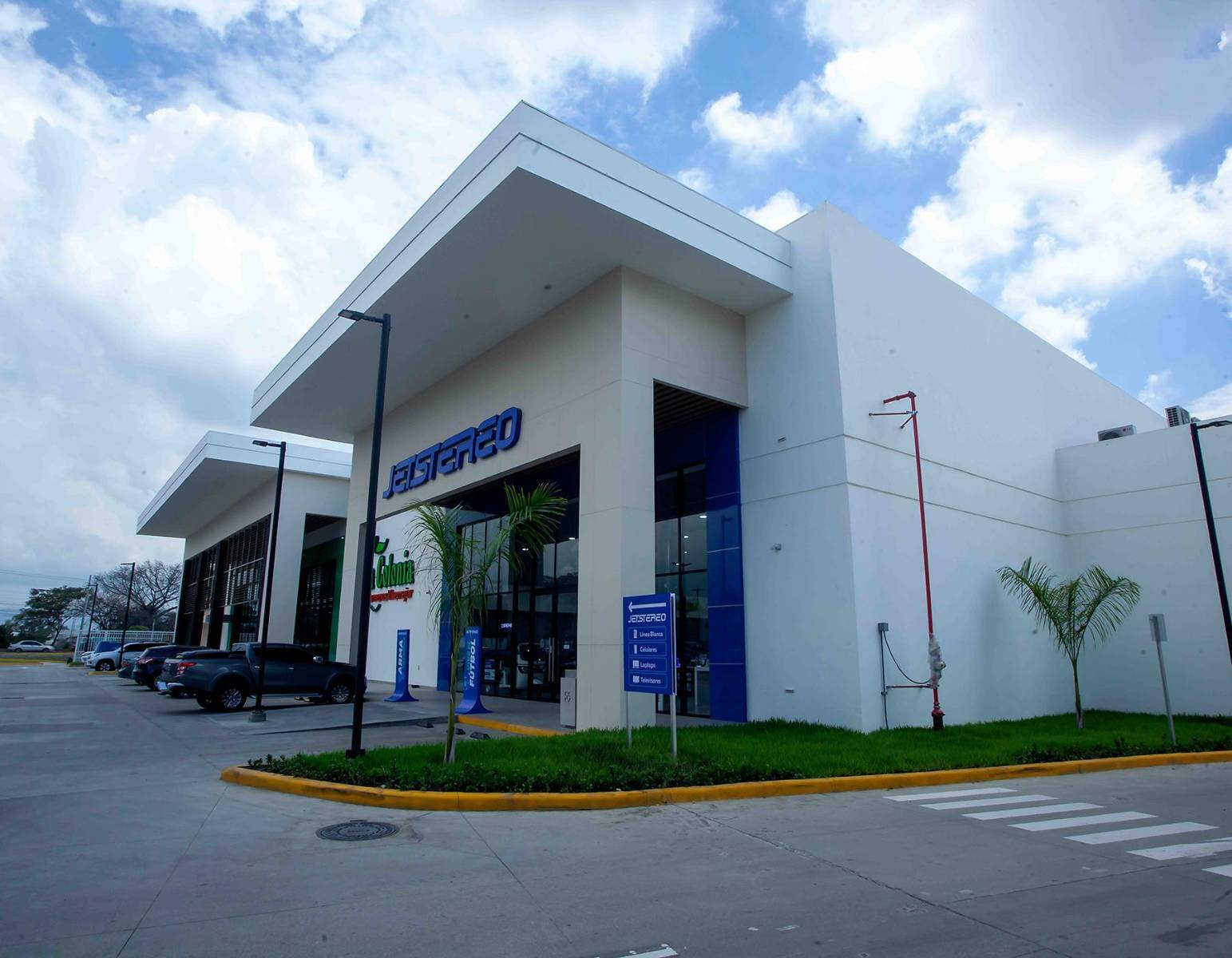 Inauguración de Town Center