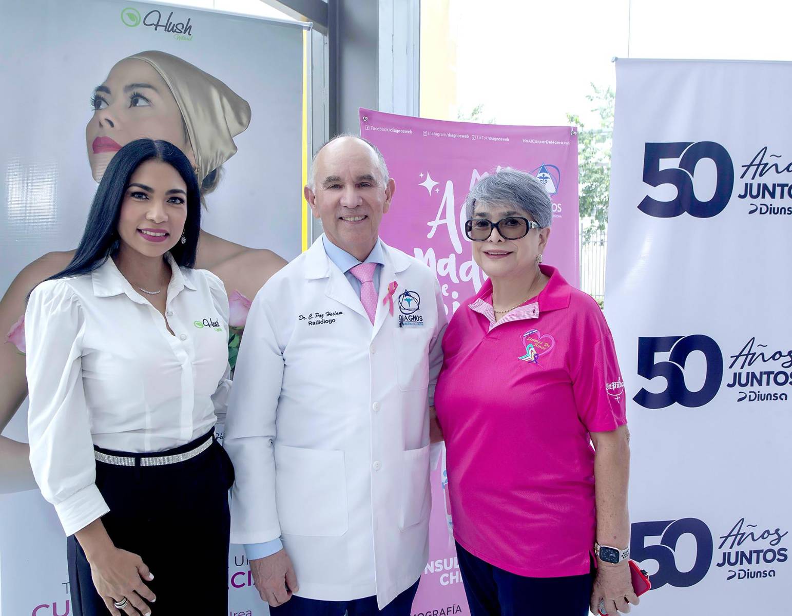 Sarahí Sanchéz, Carlos Paz y Linda Coello.