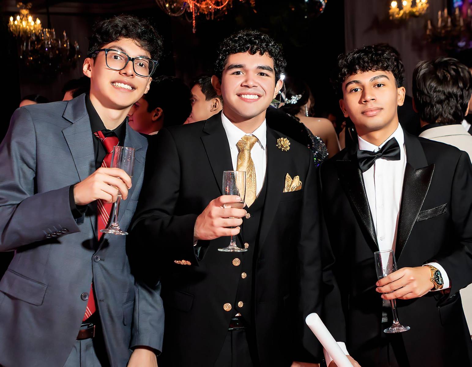 Fiesta de la prom 2026 de Antares y Aldebarán