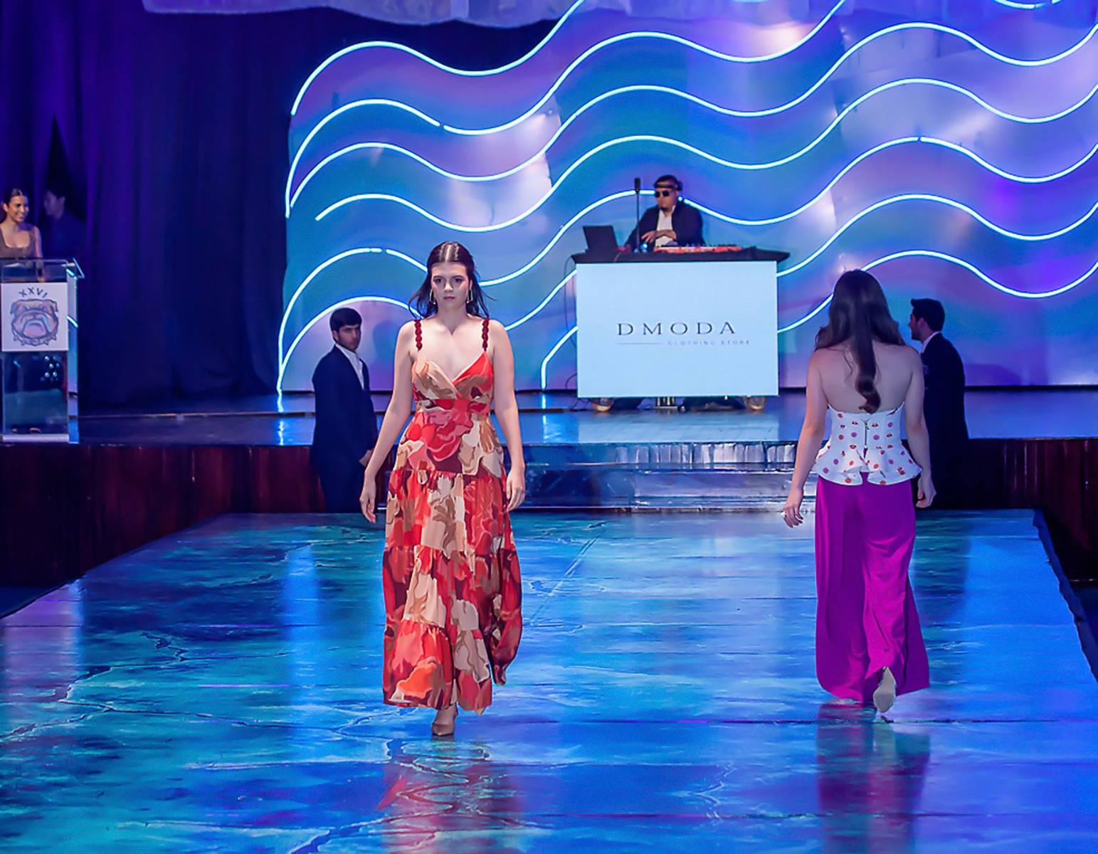 Senior Fashion Show 2026 de la Escuela Internacional Sampedrana, parte 2