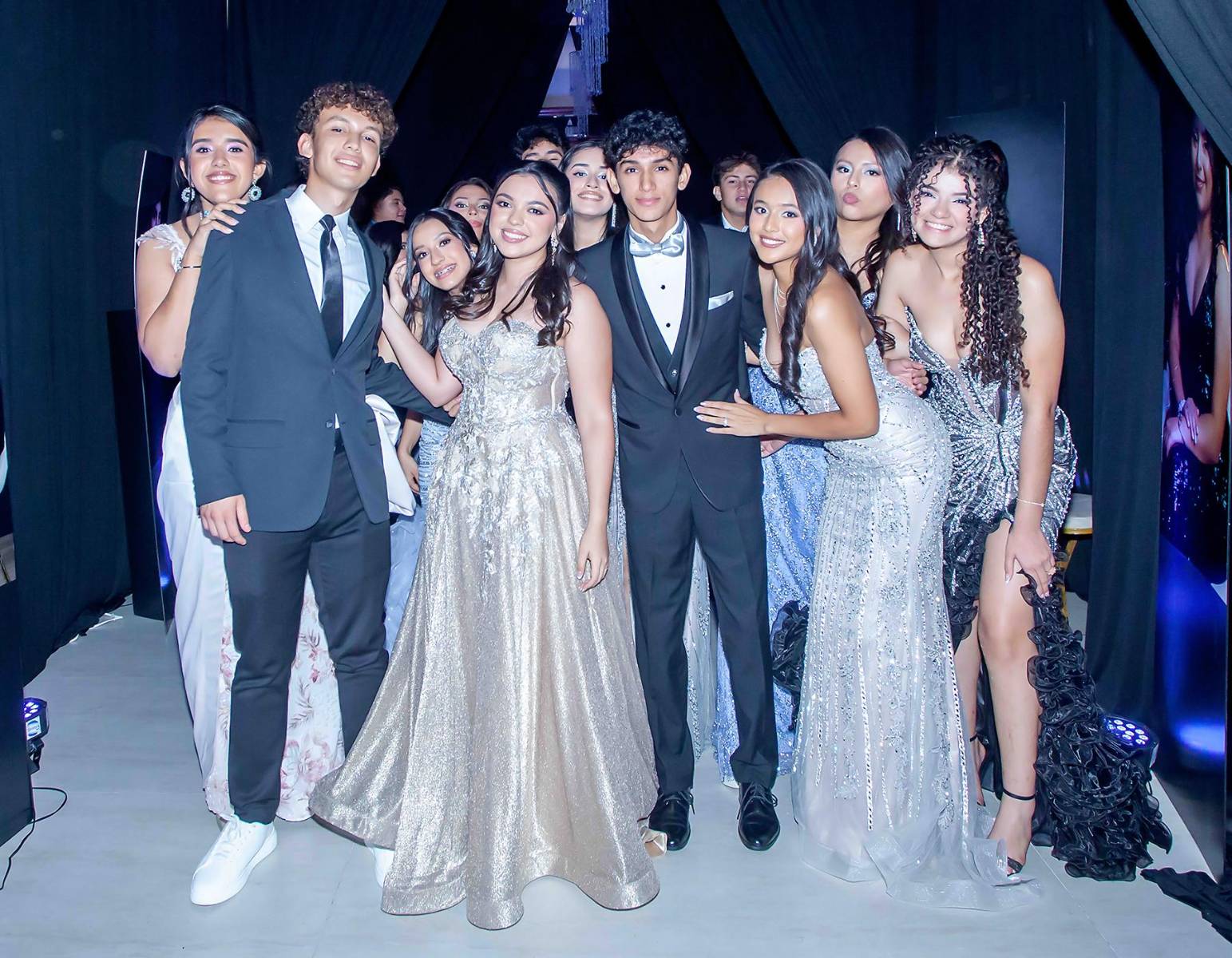  María José Perdomo, Joel Antúnez, Eloísa Ordoñez, Mónica García, Daniela Mejía, Andrés Oviedo, Anna Batres, Daniel Cruz, Joshua Contreras, Dulce Palencia, Daniela Sabillón y Sara Guillén. 