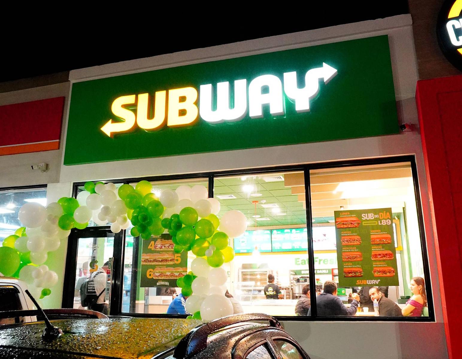 Inauguración de Subway y Church’s Texas Chicken en Danlí
