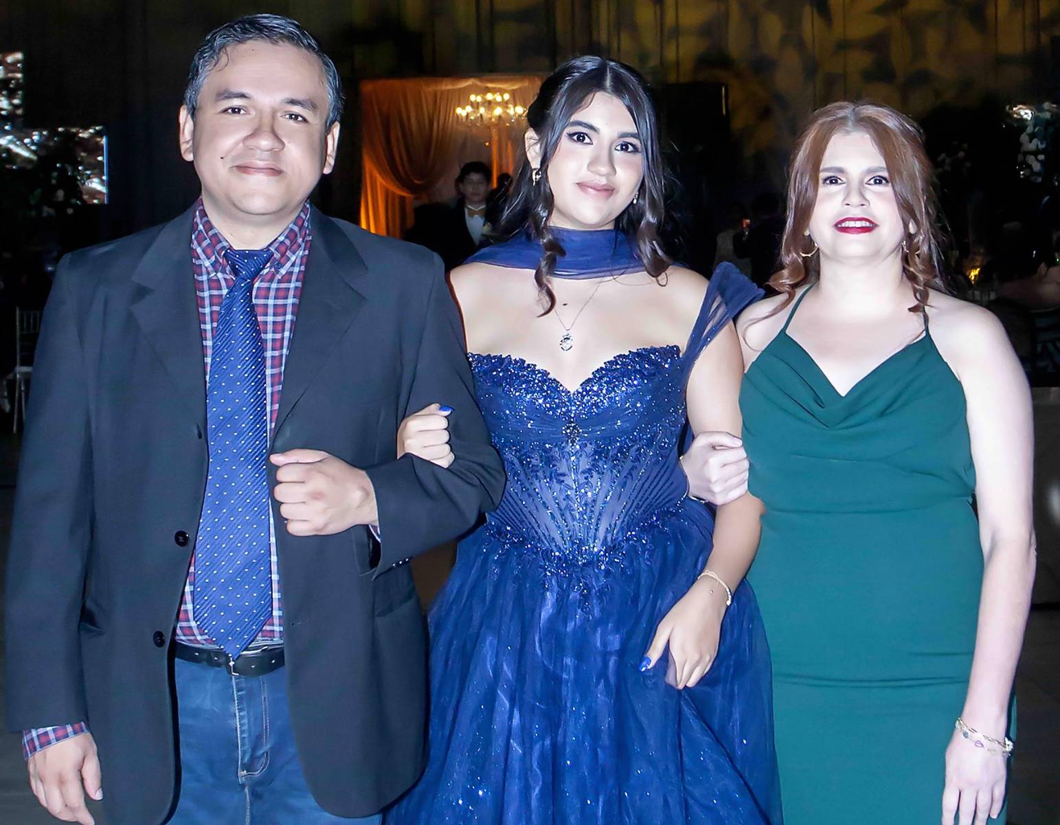 Desfile padres e hijos de la prom 2026 de Happy Days &amp; Freedom Institute