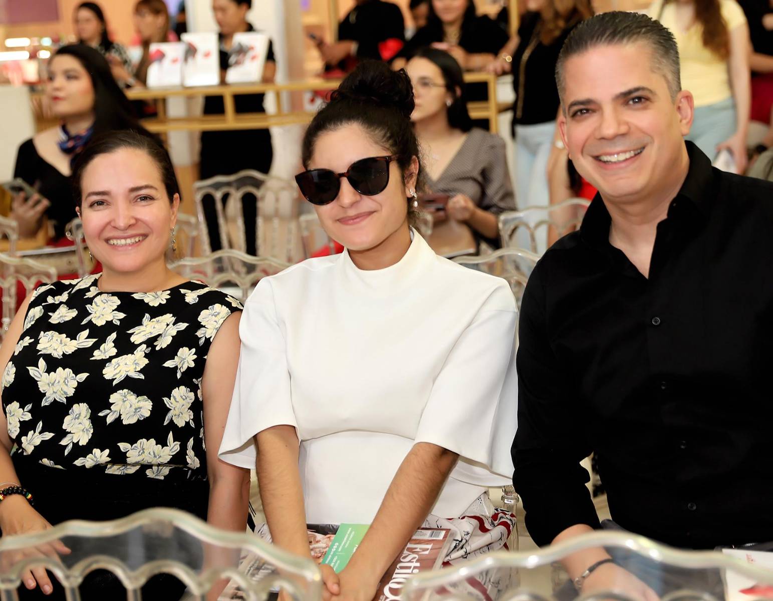 Sara Reyes, Ariana Gale y Alex Díaz del Valle. 