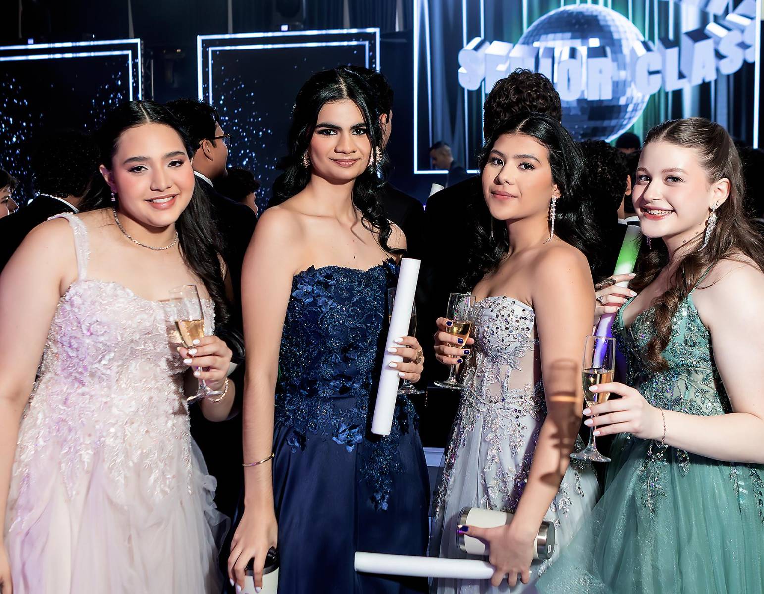 Fiesta de la prom 2026 de Antares y Aldebarán