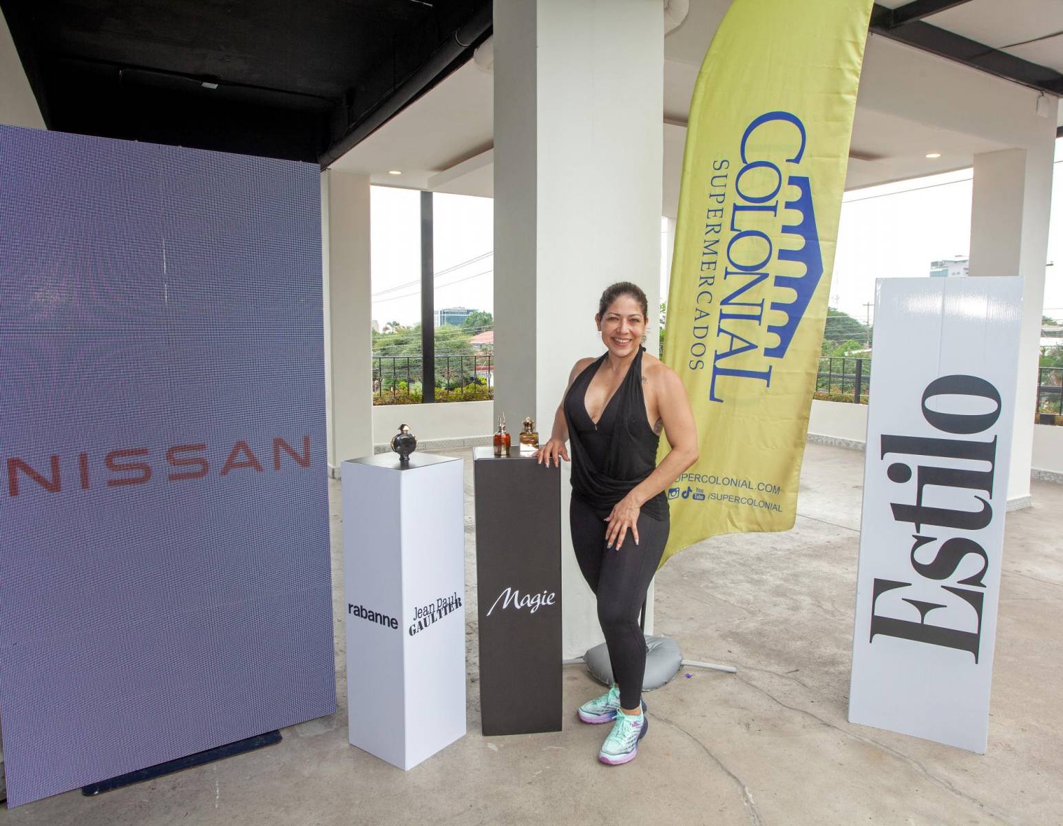 Ride in Pink por Nissan y Estilo