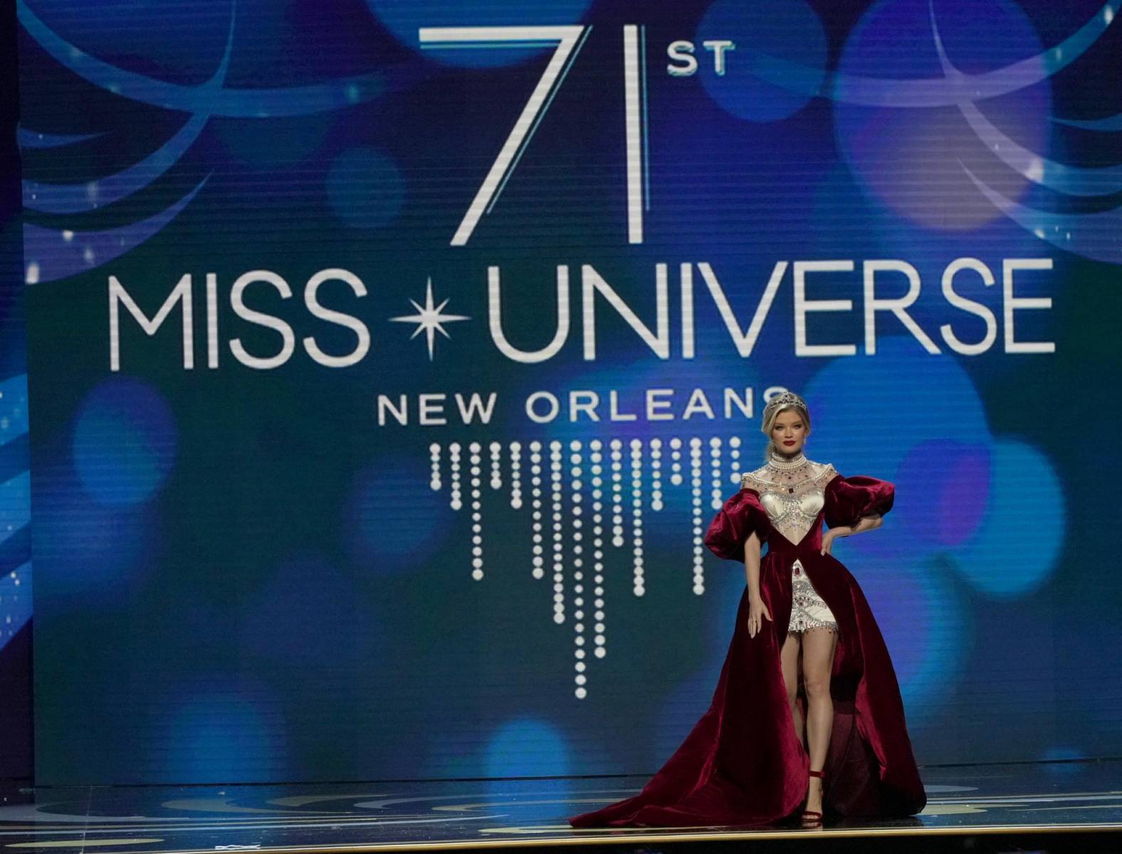  Miss Russia, Anna Linnikova