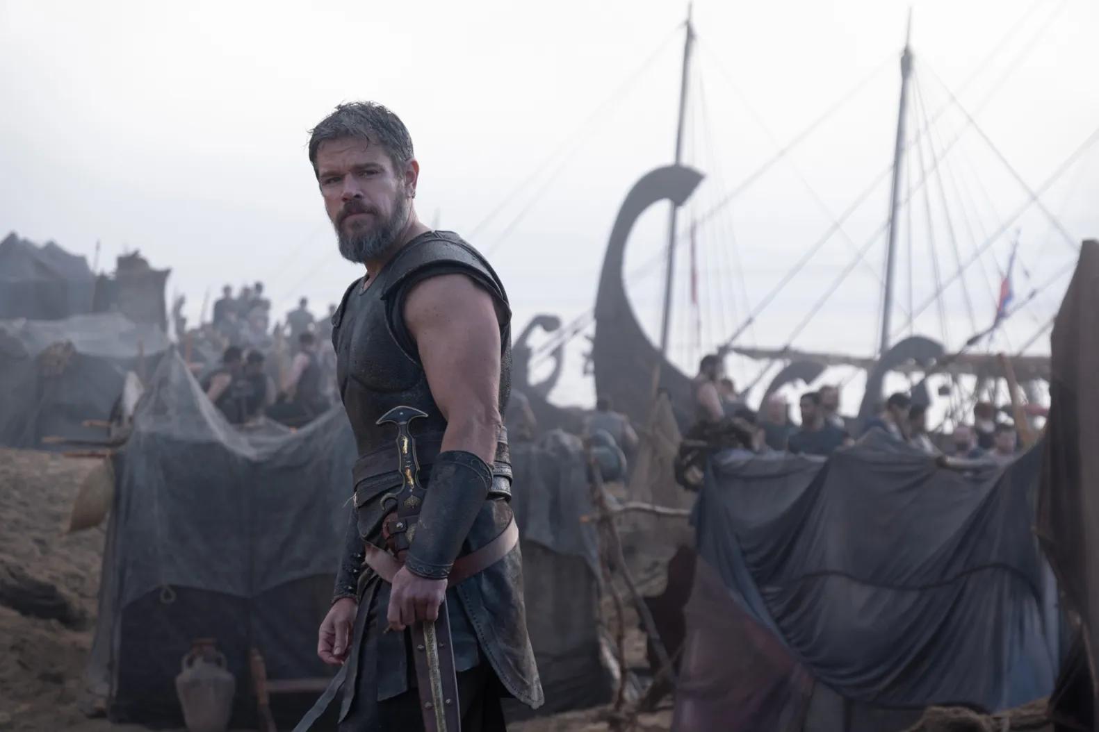 Christopher Nolan adapta el poema épico de Homero para traer a la pantalla grande la legendaria travesía de Odiseo, enfrentando monstruos míticos, dioses y desafíos mientras intenta regresar a Ítaca tras la guerra de Troya. Protagonizada por un elenco de estrellas, esta es una de las adaptaciones clásicas más ambiciosas del año.