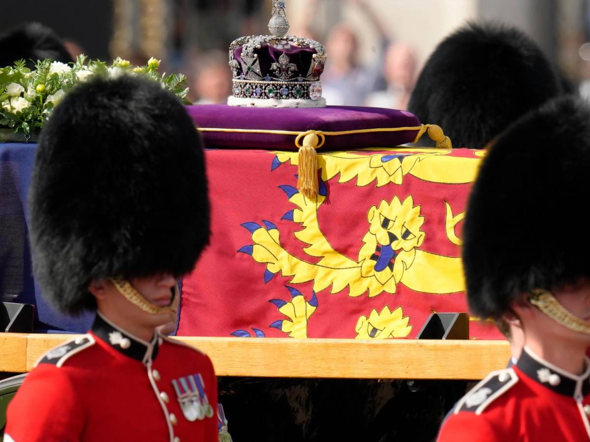Así fue la procesión de la reina Isabel II en Londres