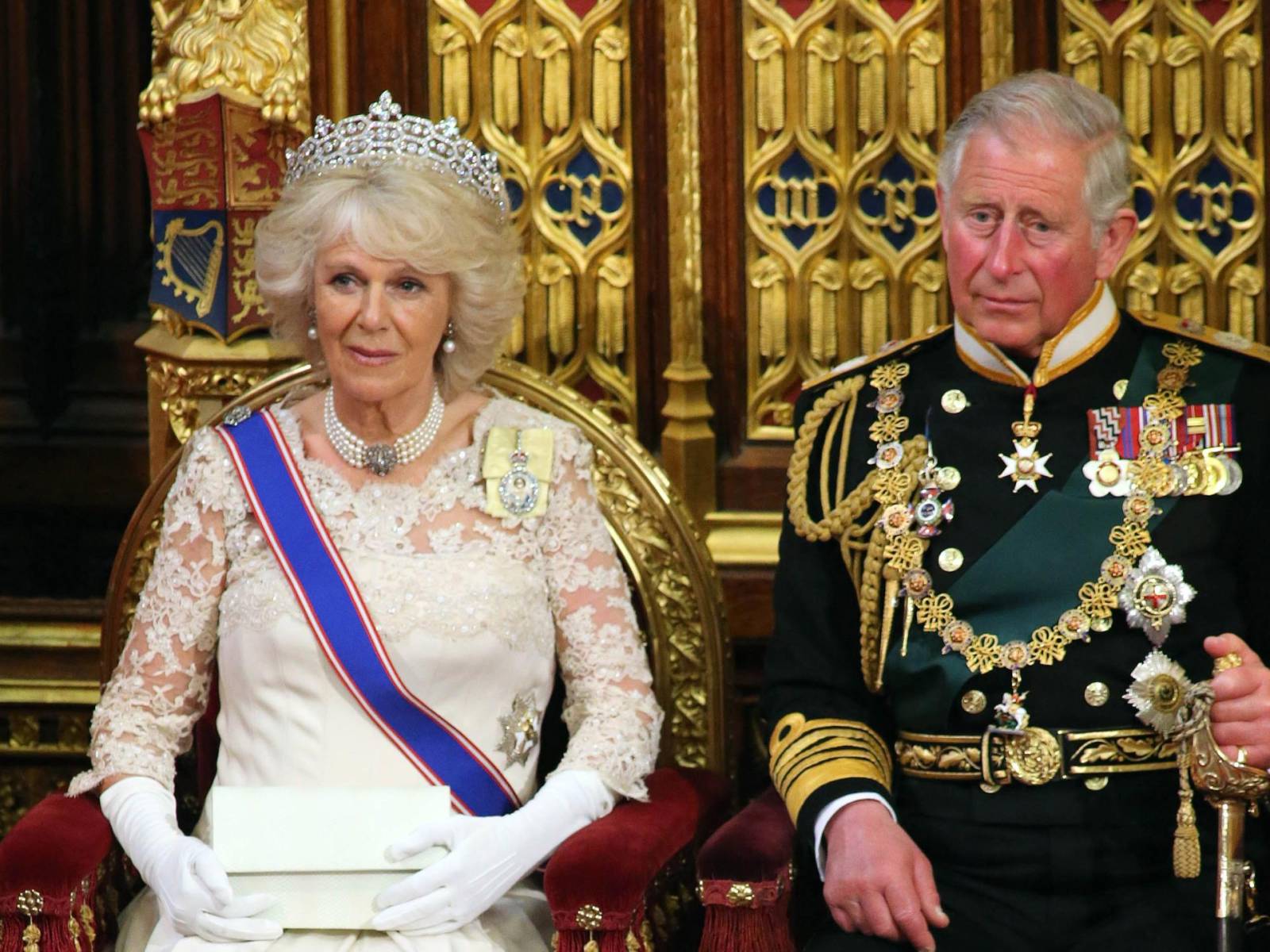 Carlos III, un rey “viejo” que no entusiasma a la juventud inglesa