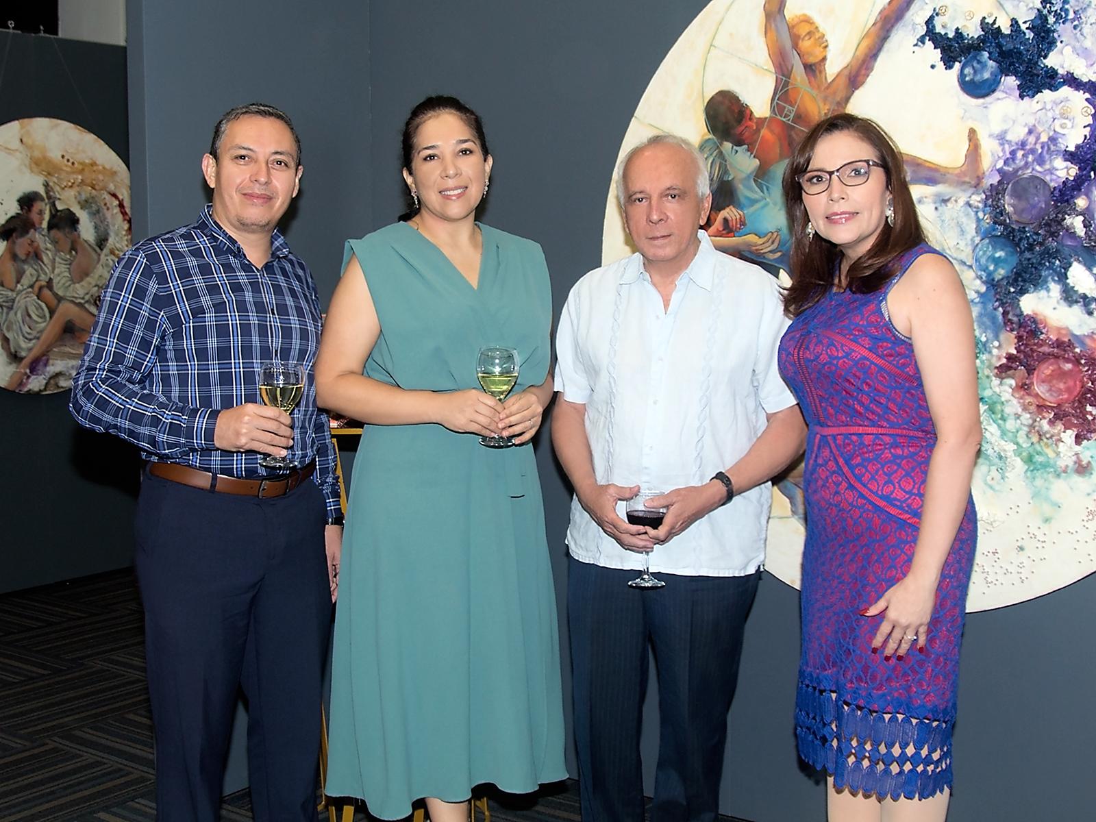 Fotogalería: Banpaís inaugura exposición de pintura “Biaxial” de Pamela Letona