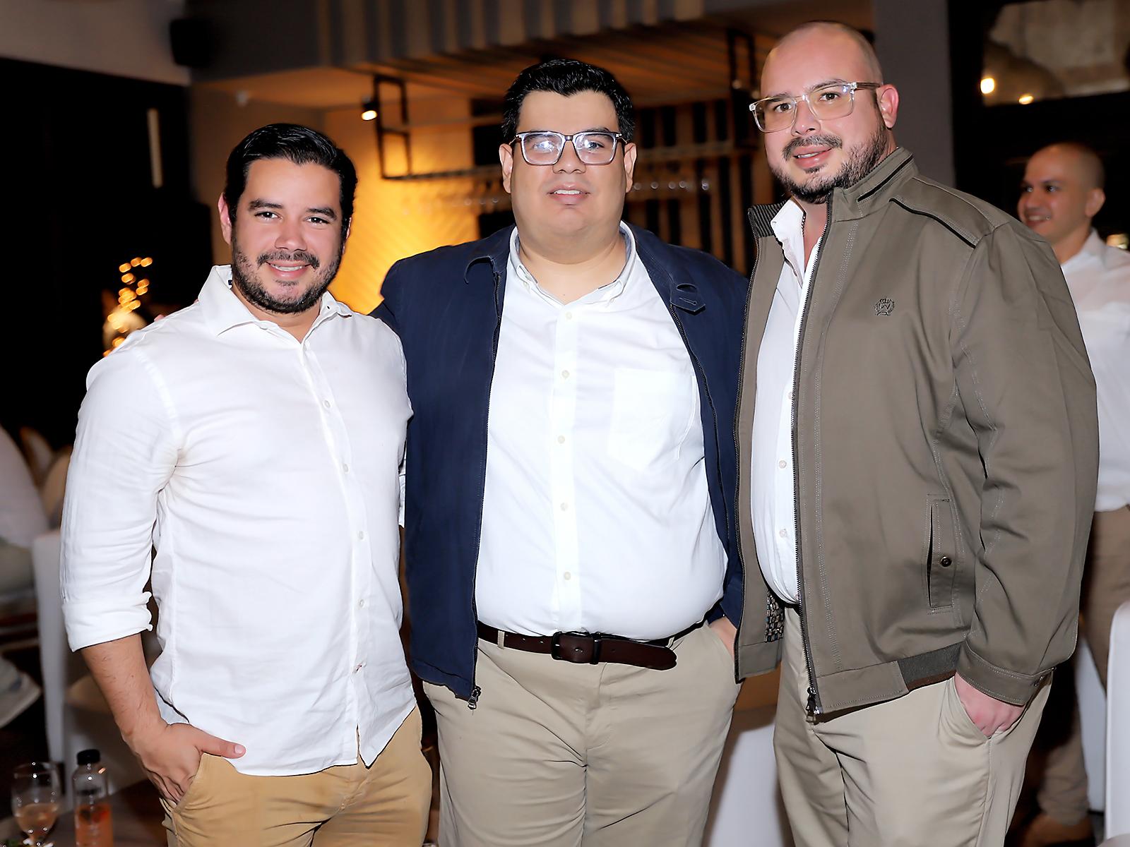 Alejandro Cerna, Gustavo Zepeda y Alejandro Larios