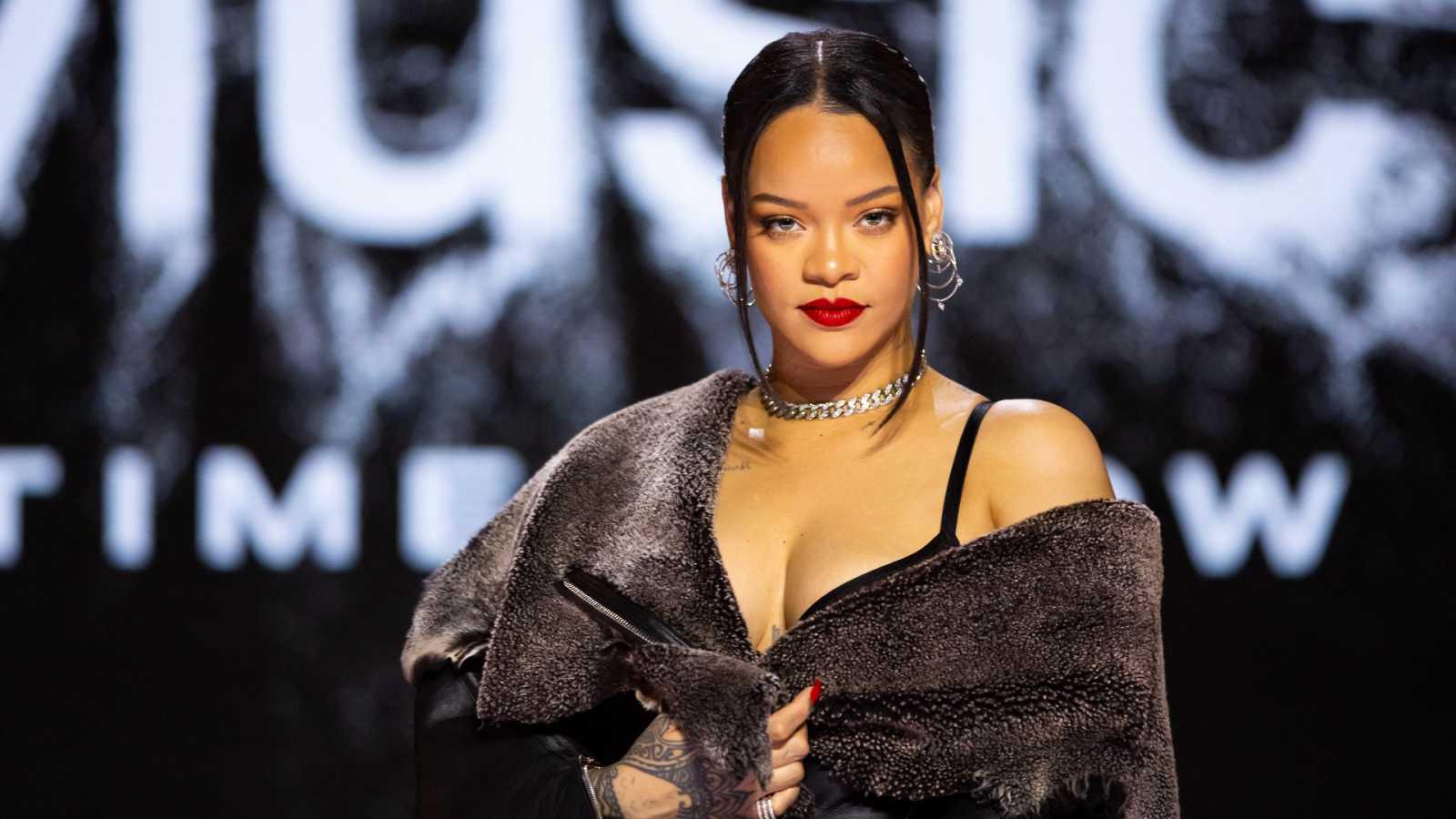 ¿Cuánto pagará la NFL por el show de Rihanna en el Super Bowl?