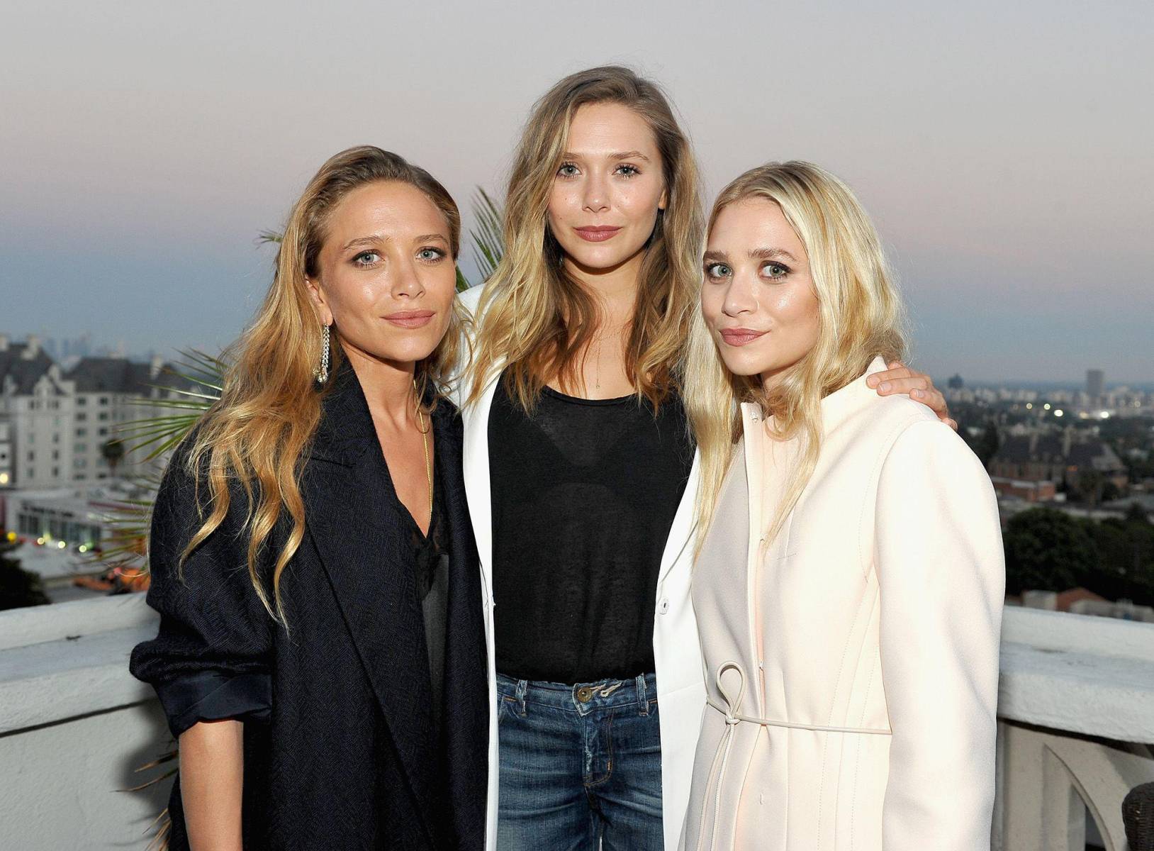 <b>Mary-Kate, Ashley y Elizabeth Olsen</b>Tres hermanas que comenzaron su carrera como estrellas desde muy temprana edad: Mary-Kate y Ashley en Full House y Elizabeth en la saga de Los Vengadores.