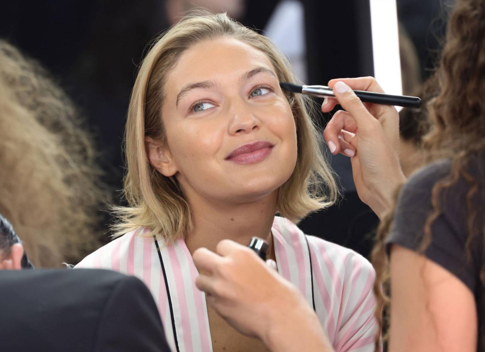 Backstage del desfile de Victoria’s Secret 2024