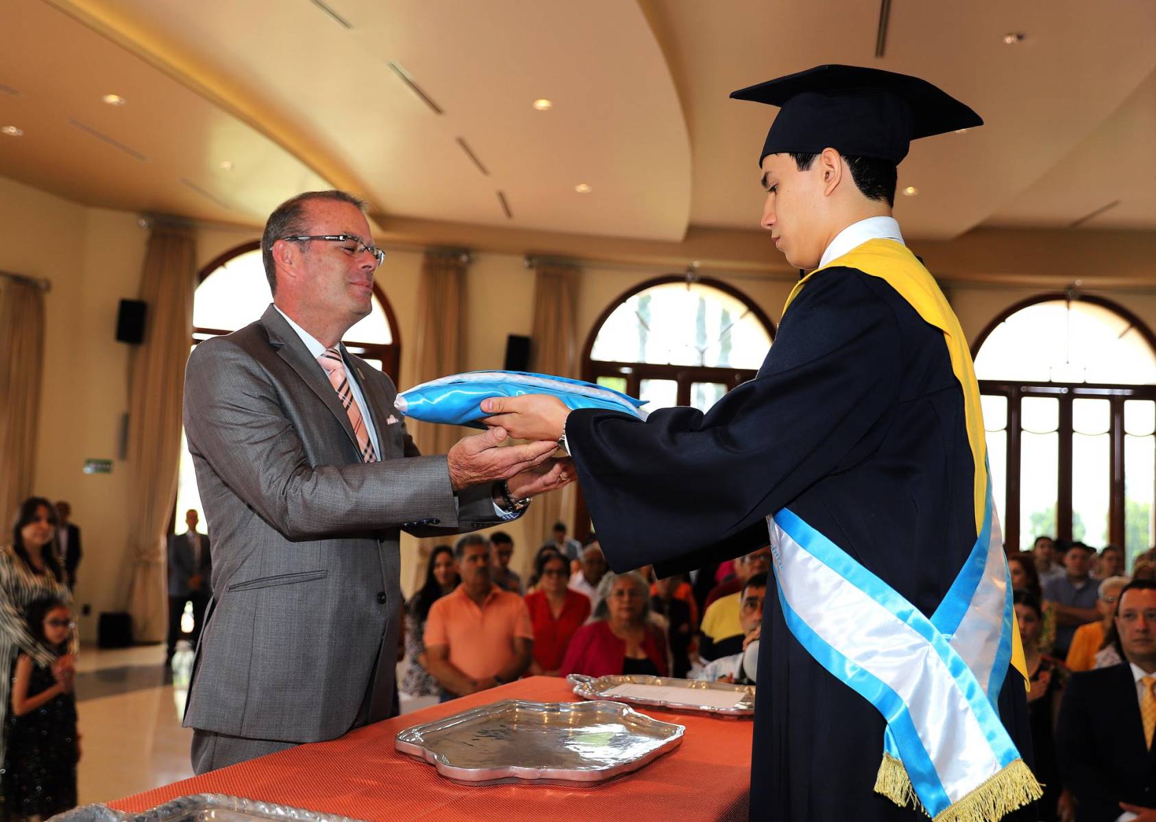 Entrega de títulos de la Estancia School 2023