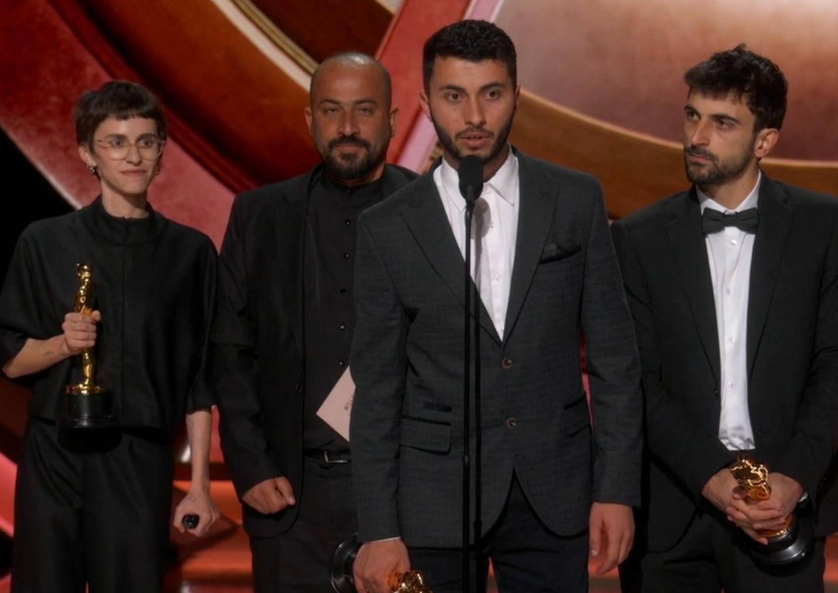 El documental <i>No Other Land</i>, realizado por cineastas palestinos e israelíes, se alza con el Oscar.