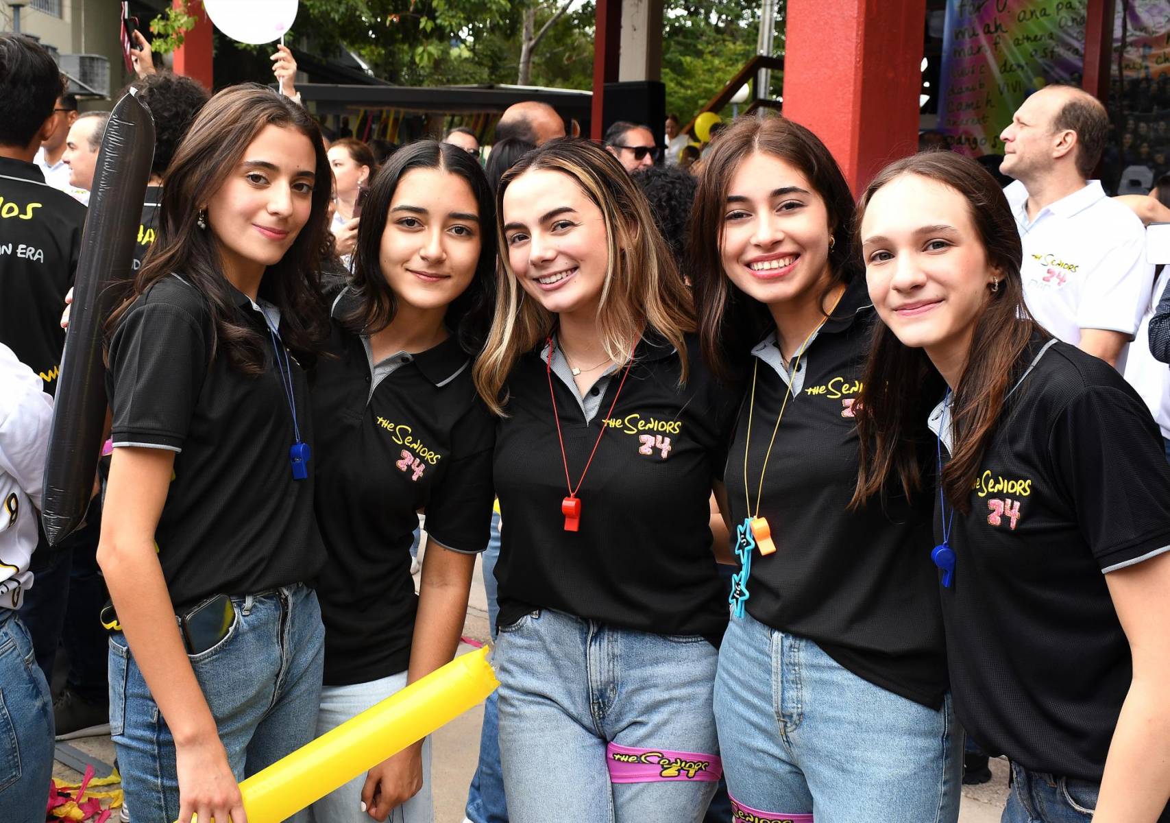 Andrea Toledo, Paola Di Bono, Stefania Roman, Valeria Suarez, Mari Fortin