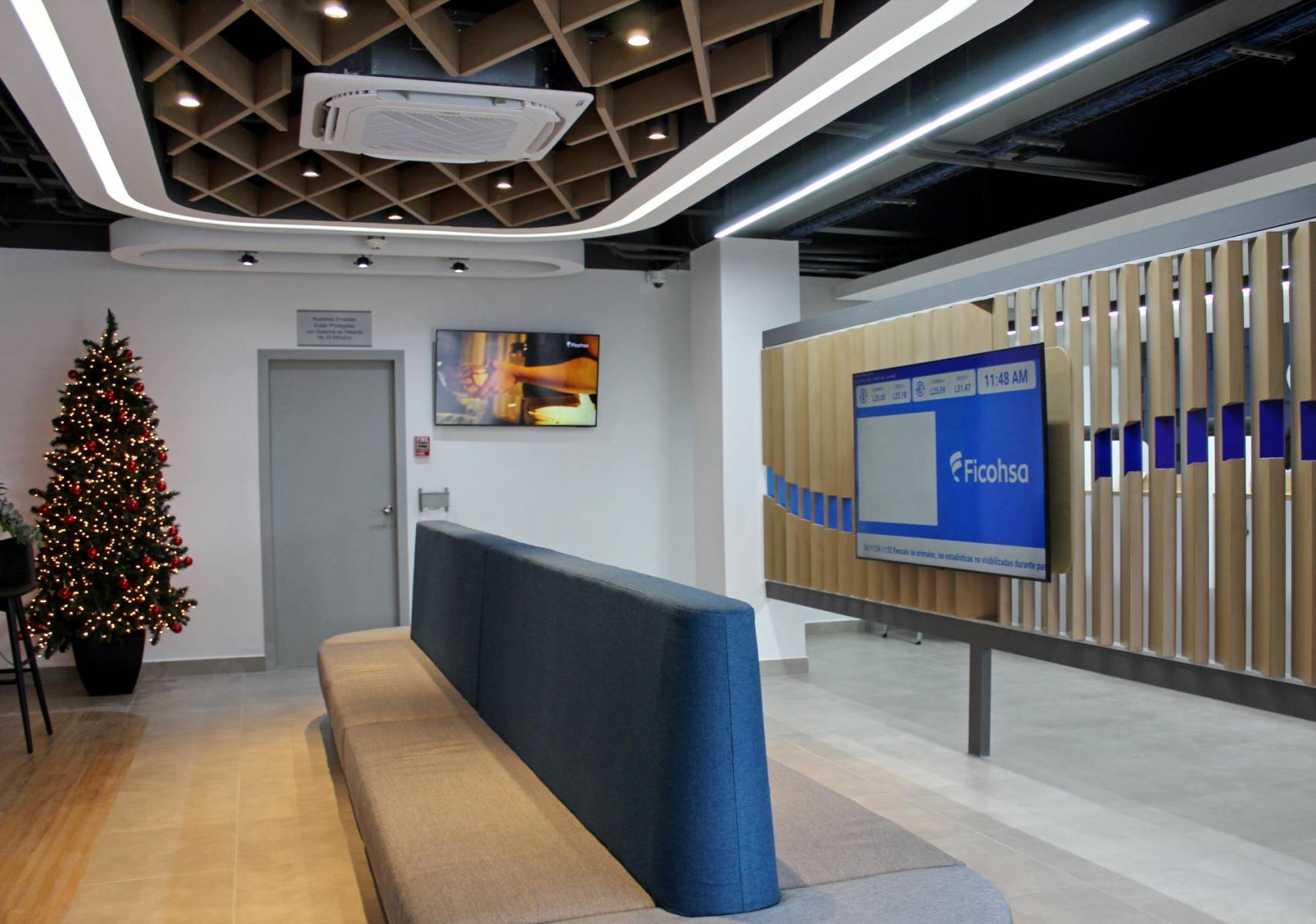 Apertura de nueva agencia Ficohsa en Plaza Portal de Viera