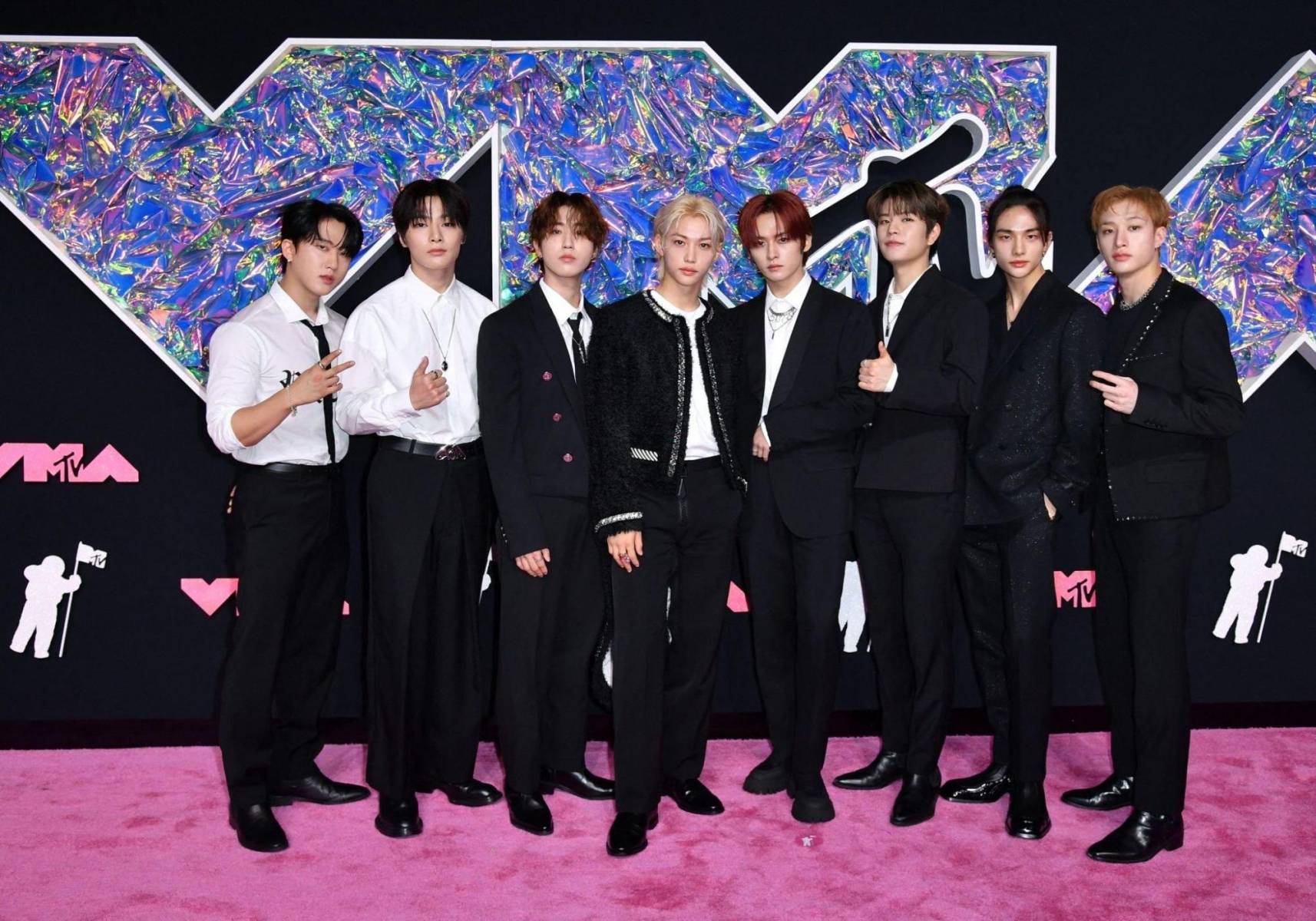 Stray Kids.