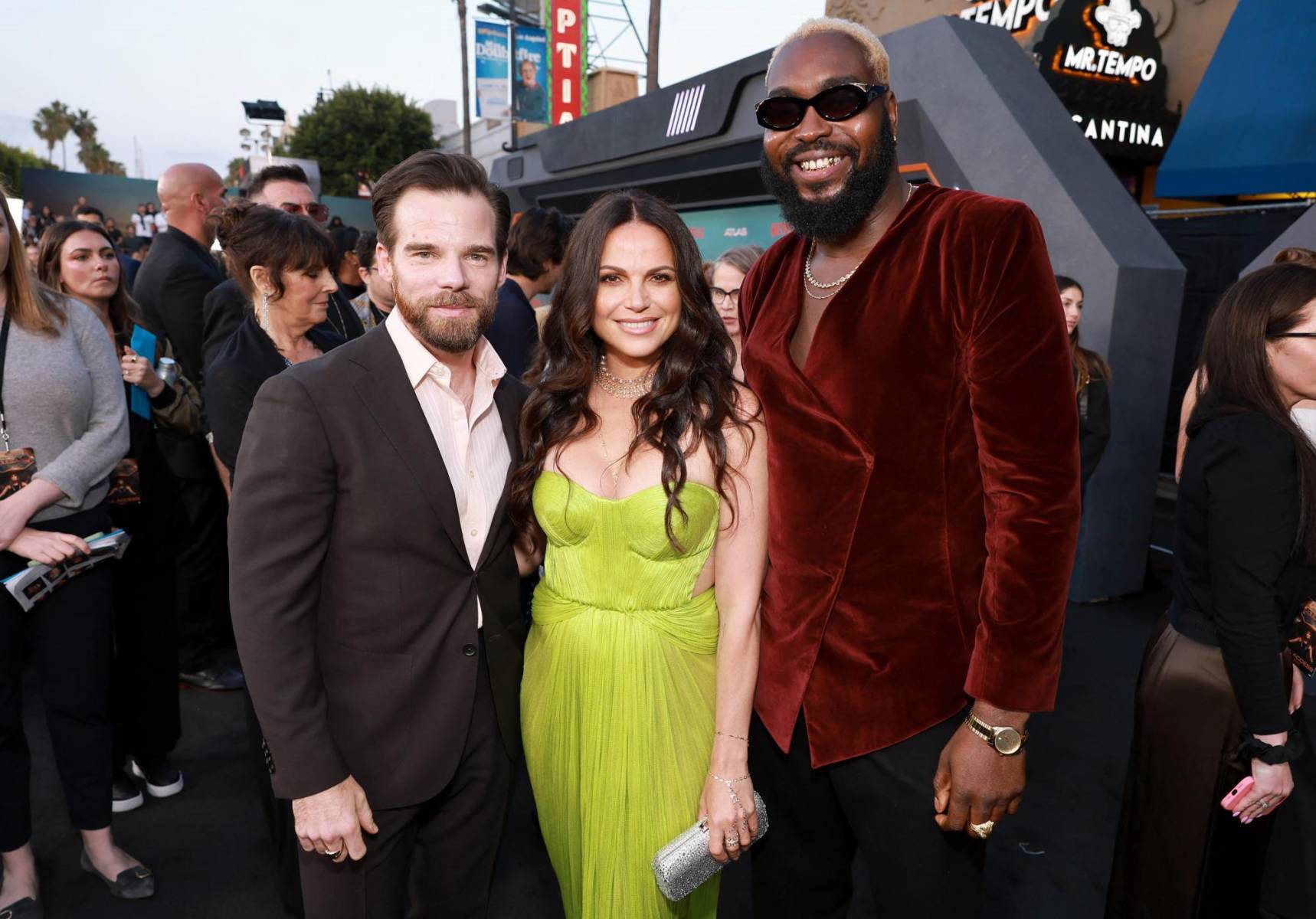  Gregory James Cohan, Lana Parrilla y Abraham Popoola