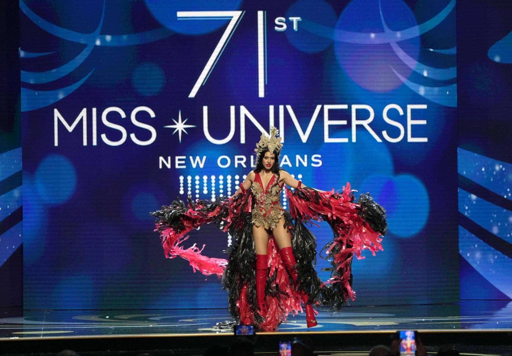  Miss Turquía, Aleyna Sirin walks