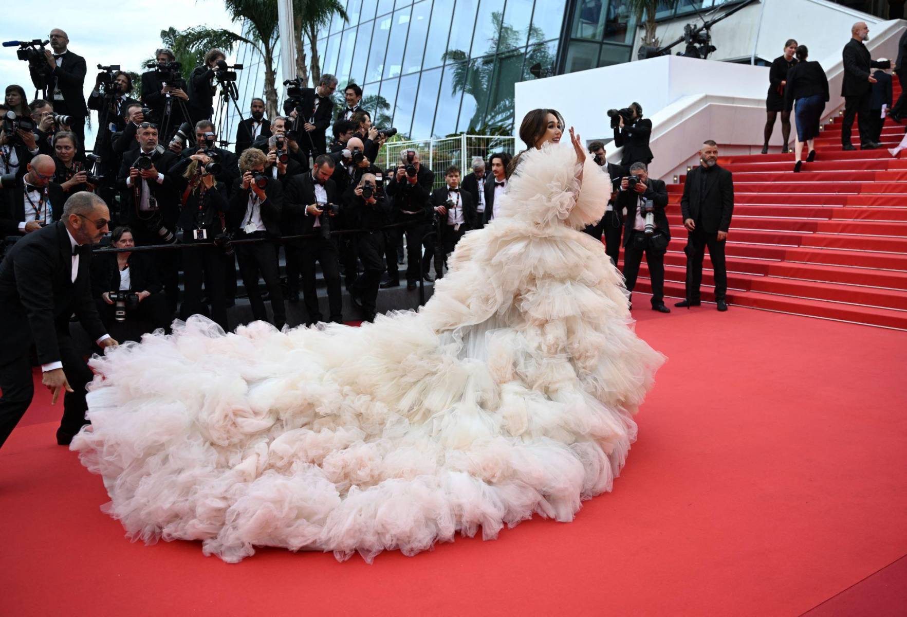 Los vestidos dramáticos triunfan en Cannes