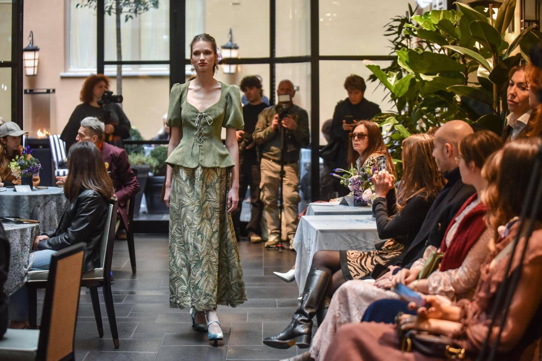 Milan (Italy), 25/02/2026.- A model presents a creation by Luisa Beccaria at the Carlton Hotel during Milan Fashion Week Fall/Winter 2026/2027 in Milan, Italy, 25 February 2026. (Moda, Italia) EFE/EPA/MATTEO CORNER