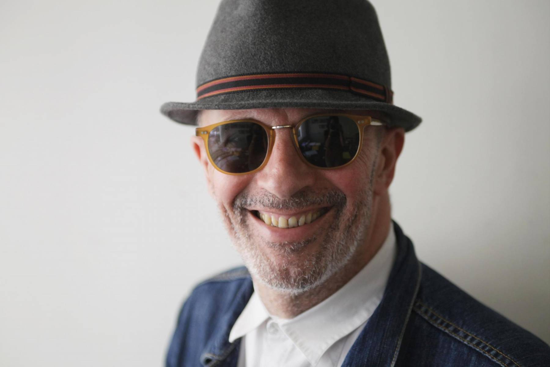 El director francés Jacques Audiard trae una propuesta arriesgada e innovadora, con una comedia musical criminal. Emilia Peréz narrará la historia de un temido líder de un cartel de droga que se convierte en la mujer que siempre quiso ser.
