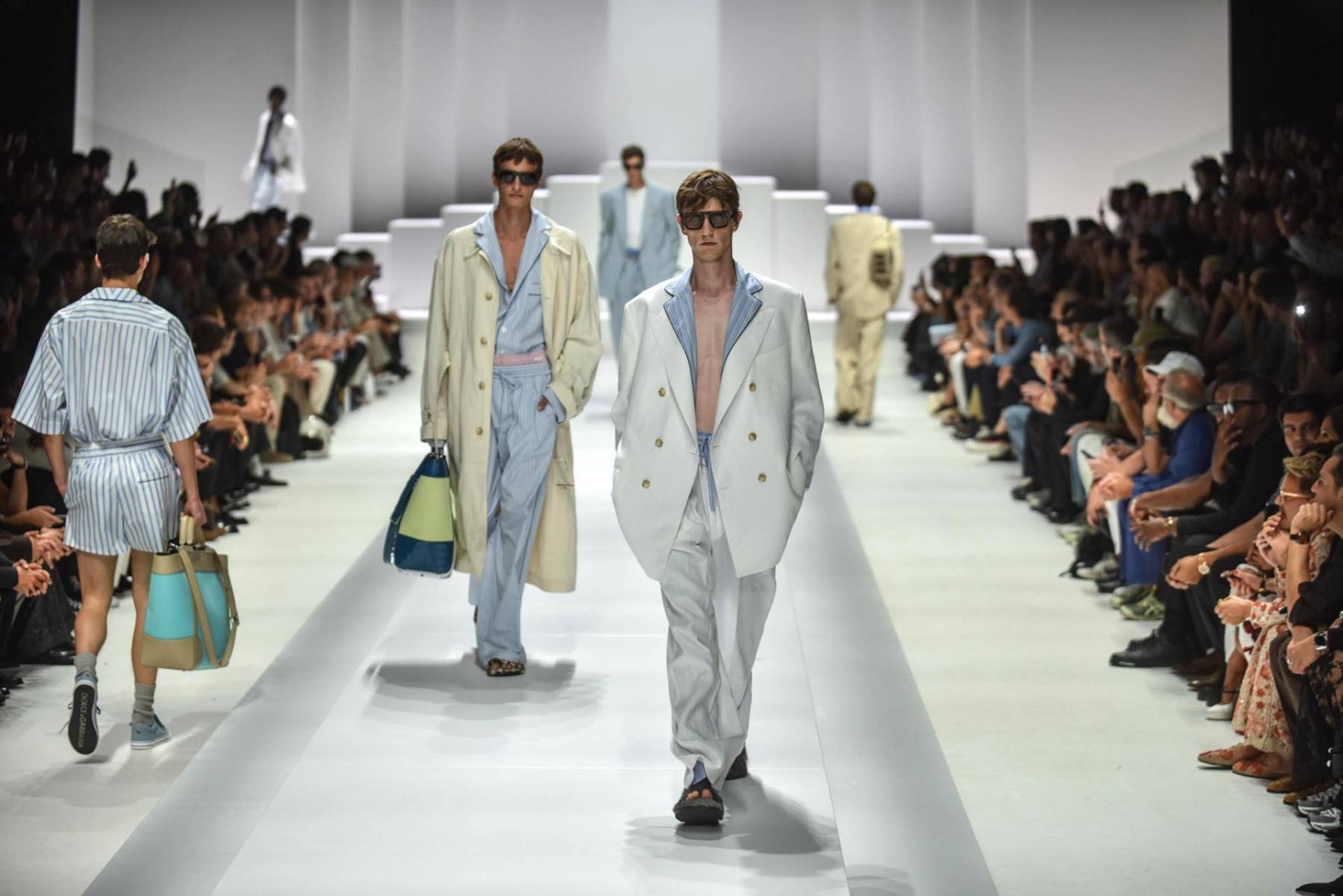 El confort es elevado al lujo en esta nueva apuesta masculina en la que destacan los contrastes