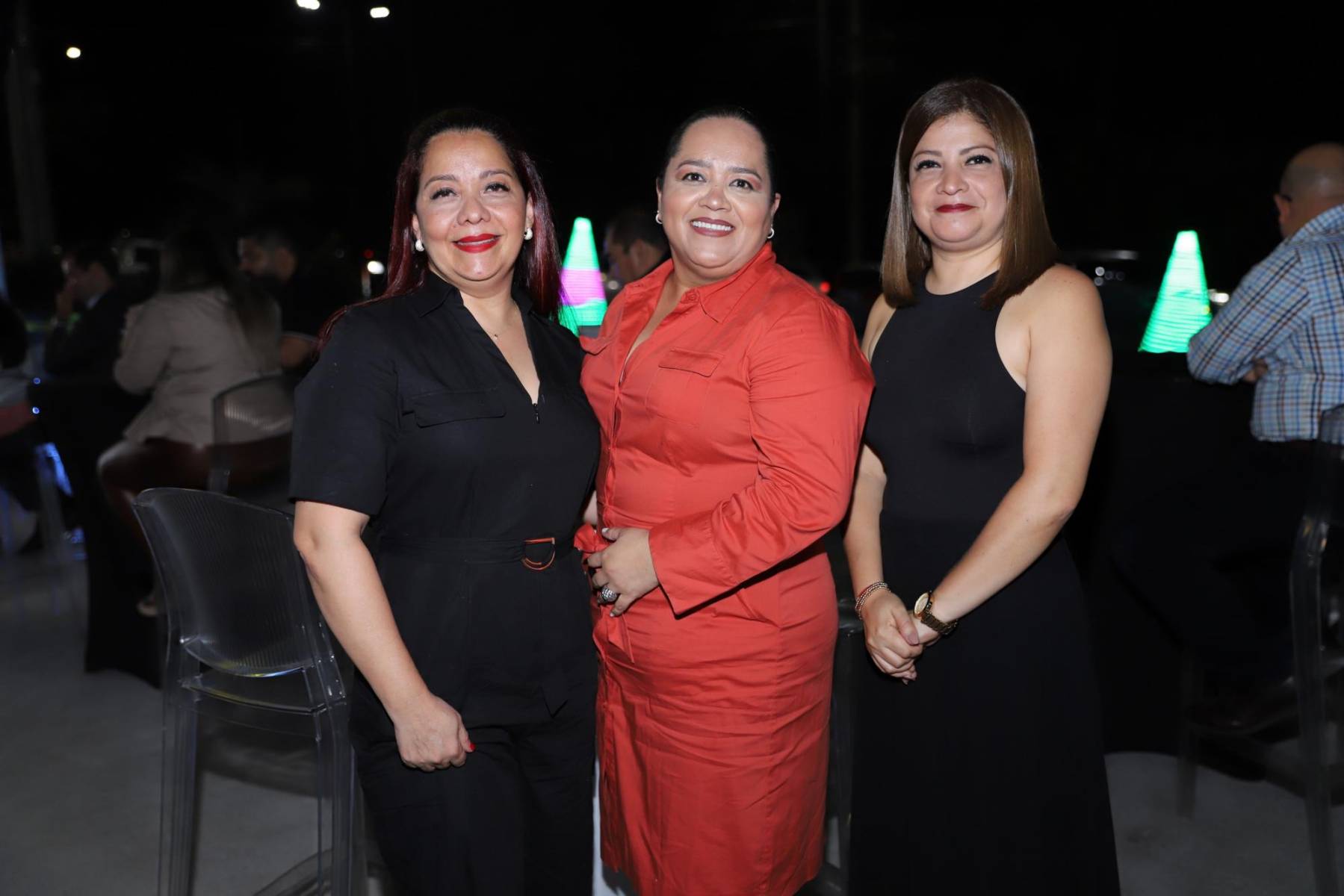Fares Bulnes, Vanessa Canales y Nadia Bulnes