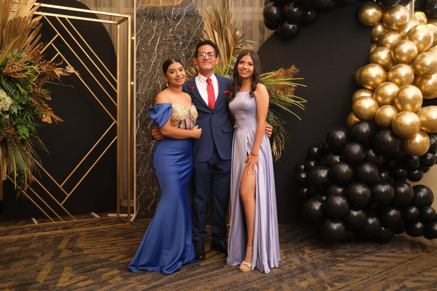 Angie Medina, Juan Pablo Valladares, Lesly Brizuela.