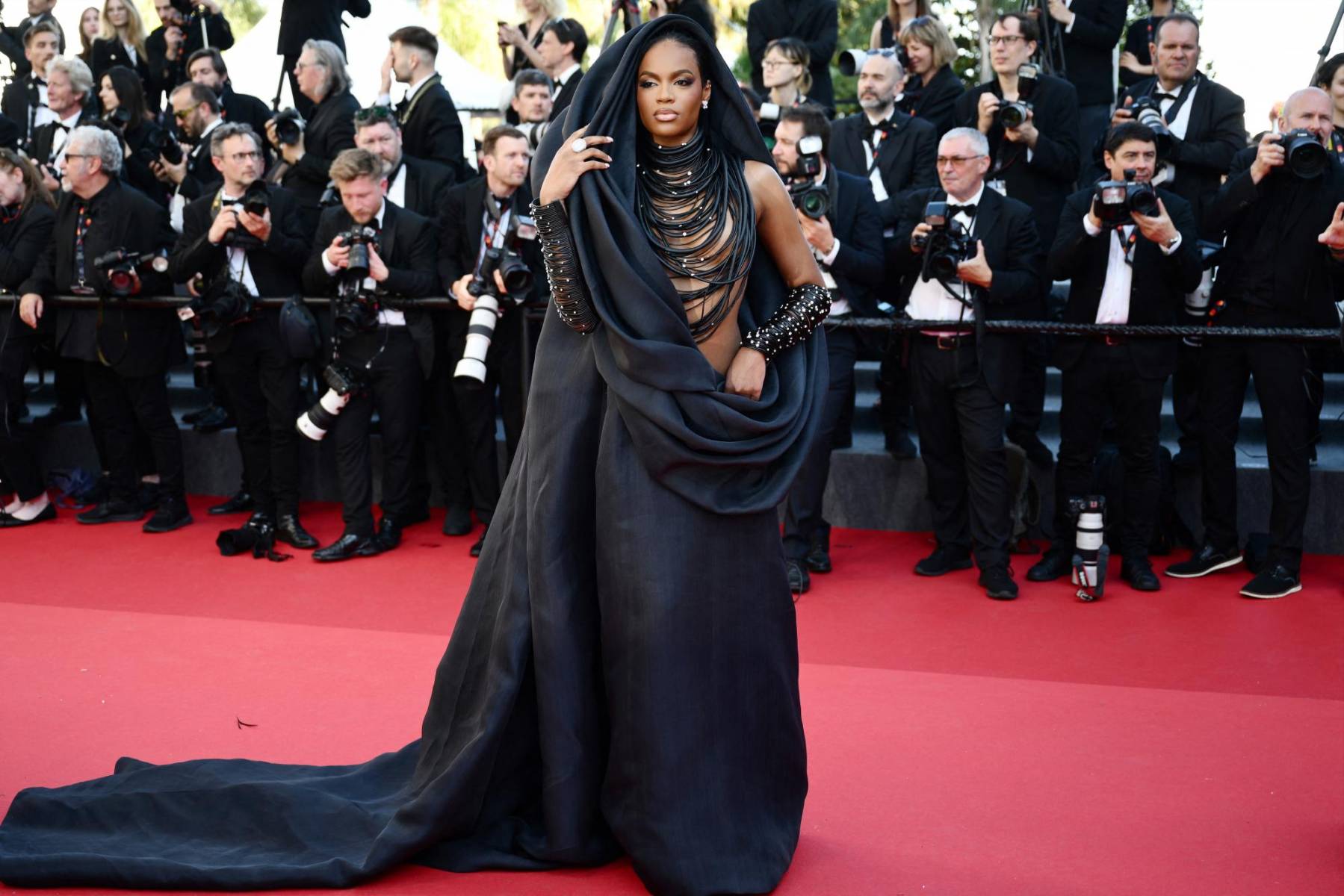 La modelo francesa Didi Stone Olomide 