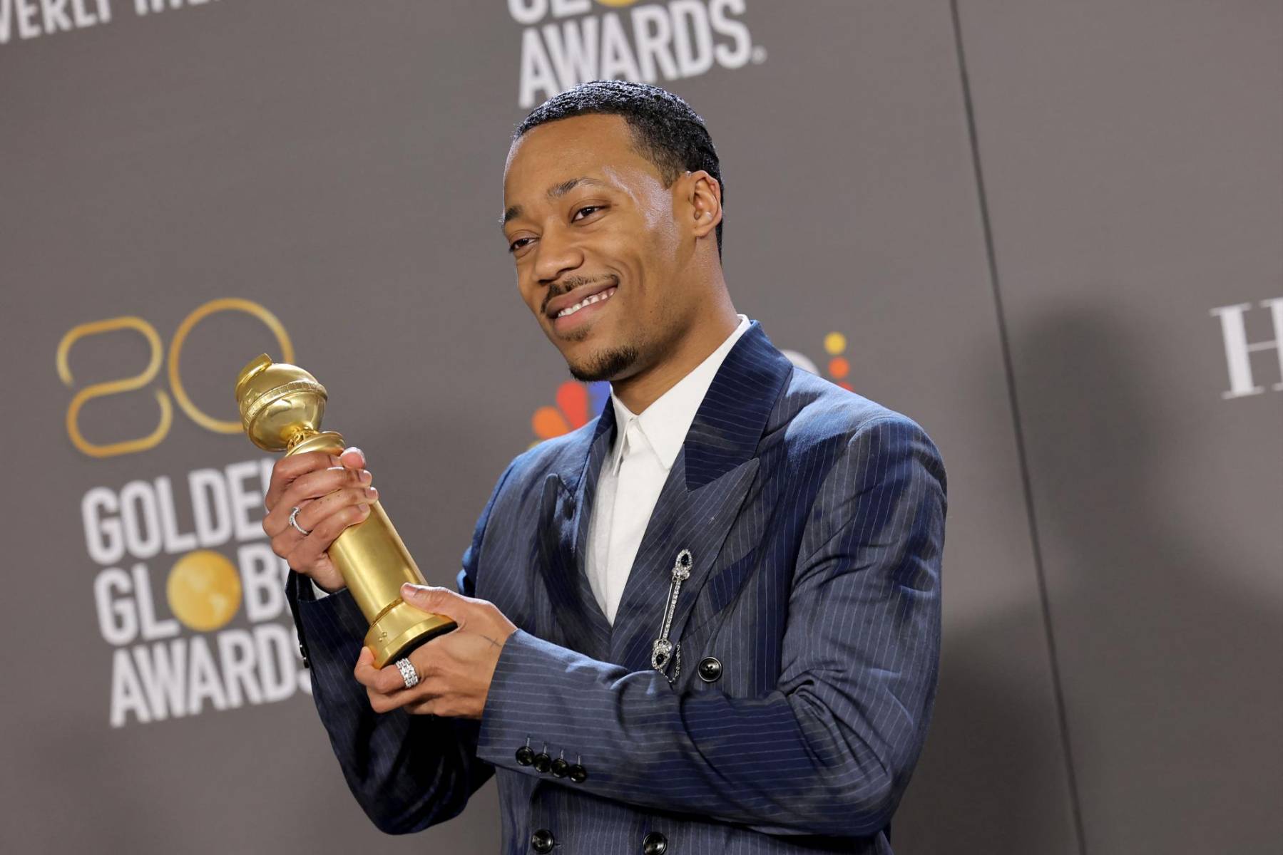 <b>MEJOR ACTOR DE REPARTO TELEVISIÓN: TYLER JAMES WILLIAMS, </b>Abbott Elementary