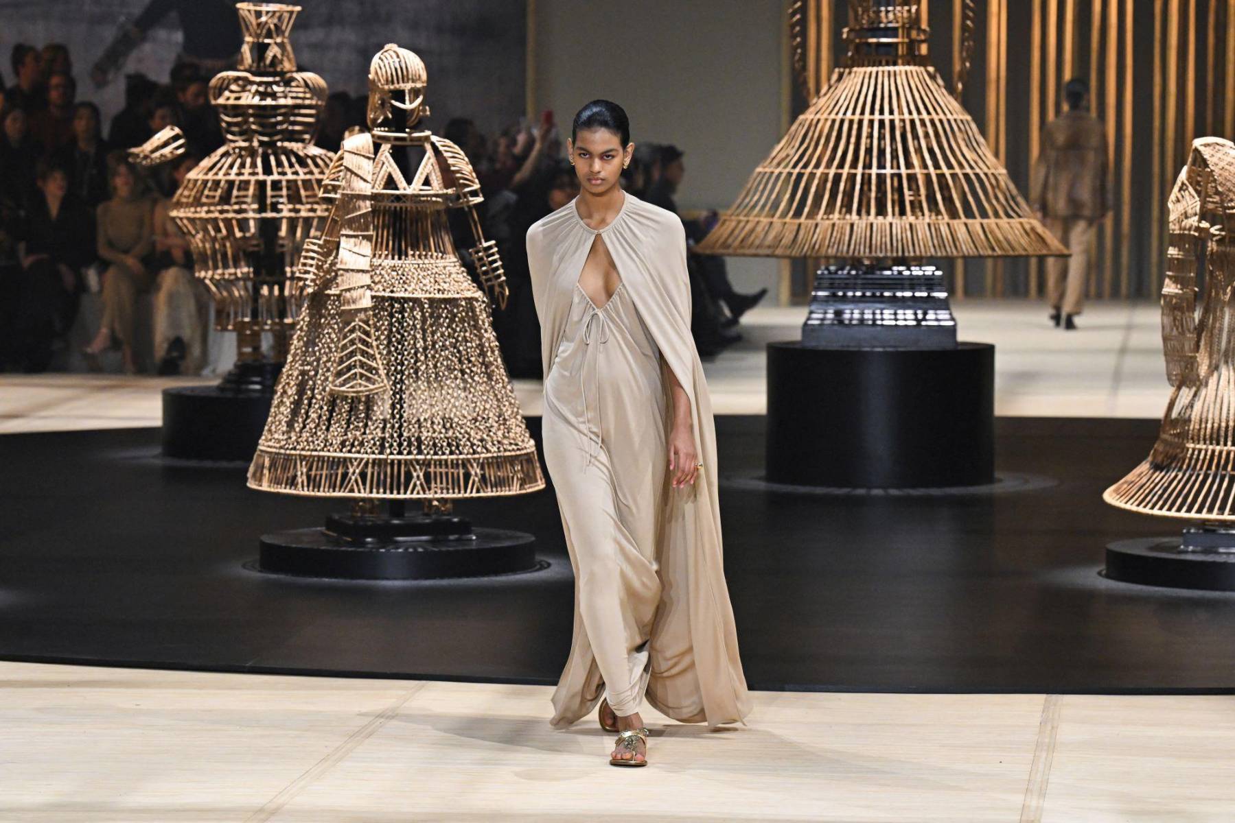 Dior presenta su colección FW 2024