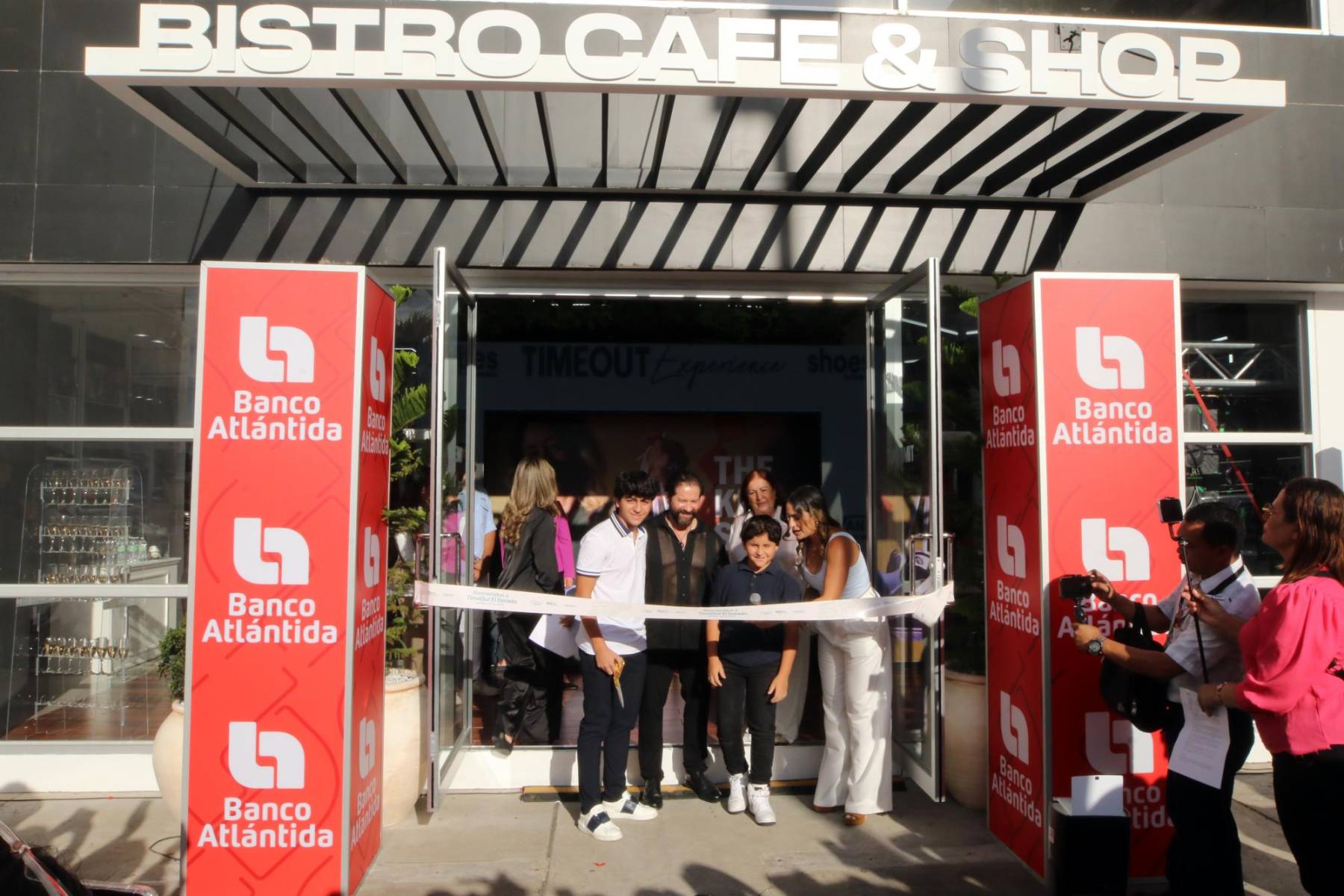 Grand opening de Bistró by Timeout