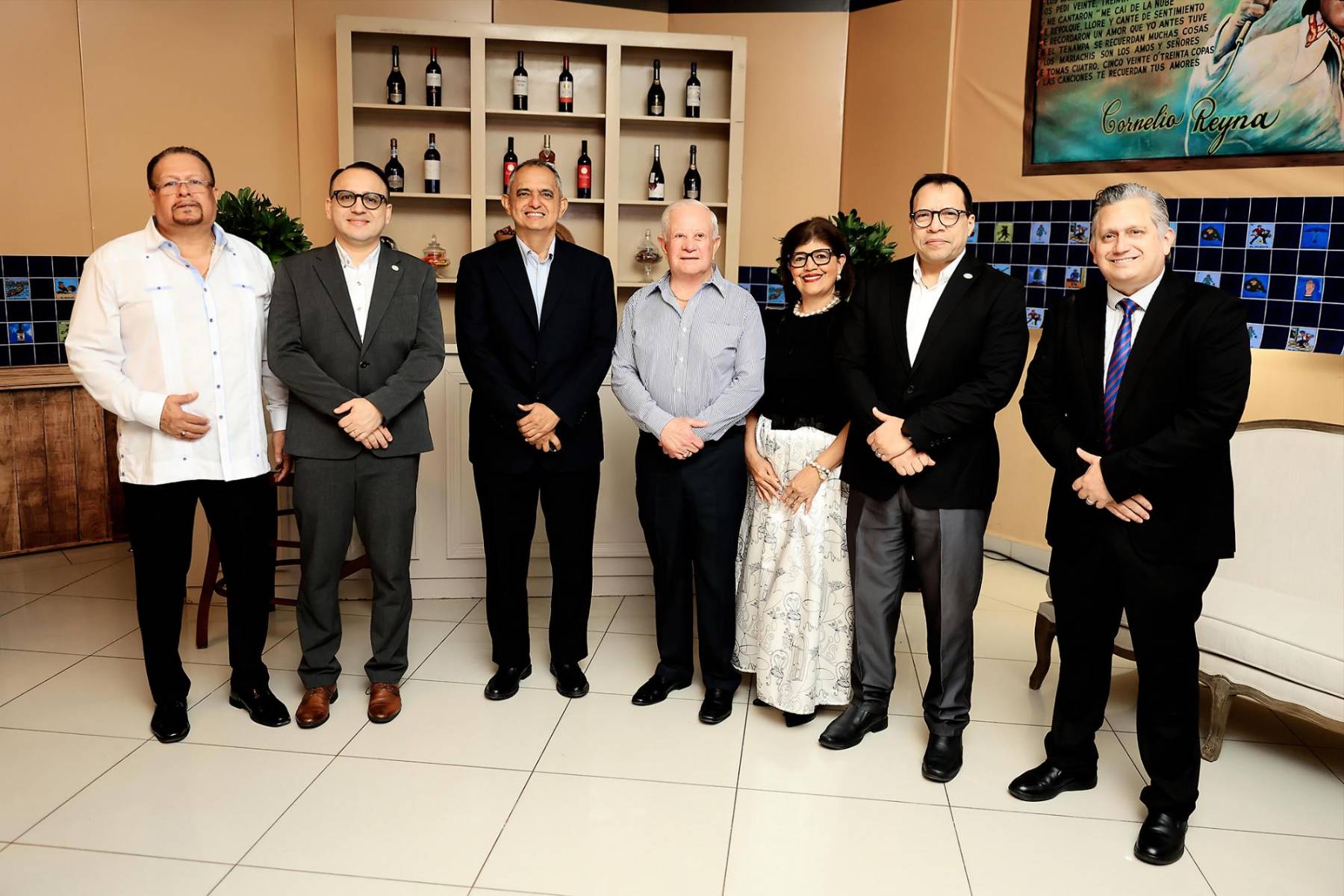 Jorge Lazo, Diego Chacón, Javier Mejía, Roger Danilo Valladares, Elena Cuéllar, José Mora y Edgardo Enamorado.