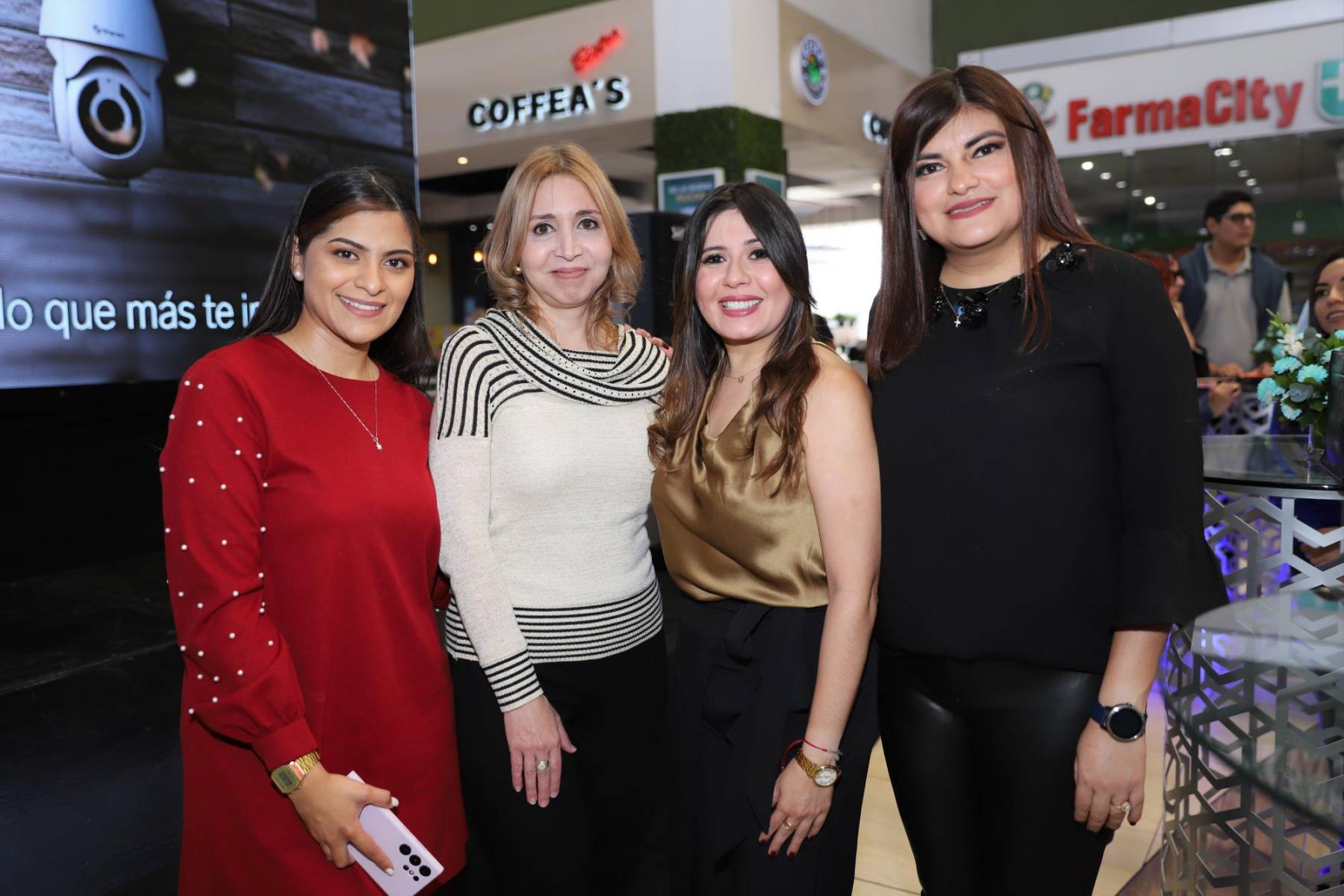 Diana Barahona, Trudy Fúnez, Paula Villacorta, Maira Corea