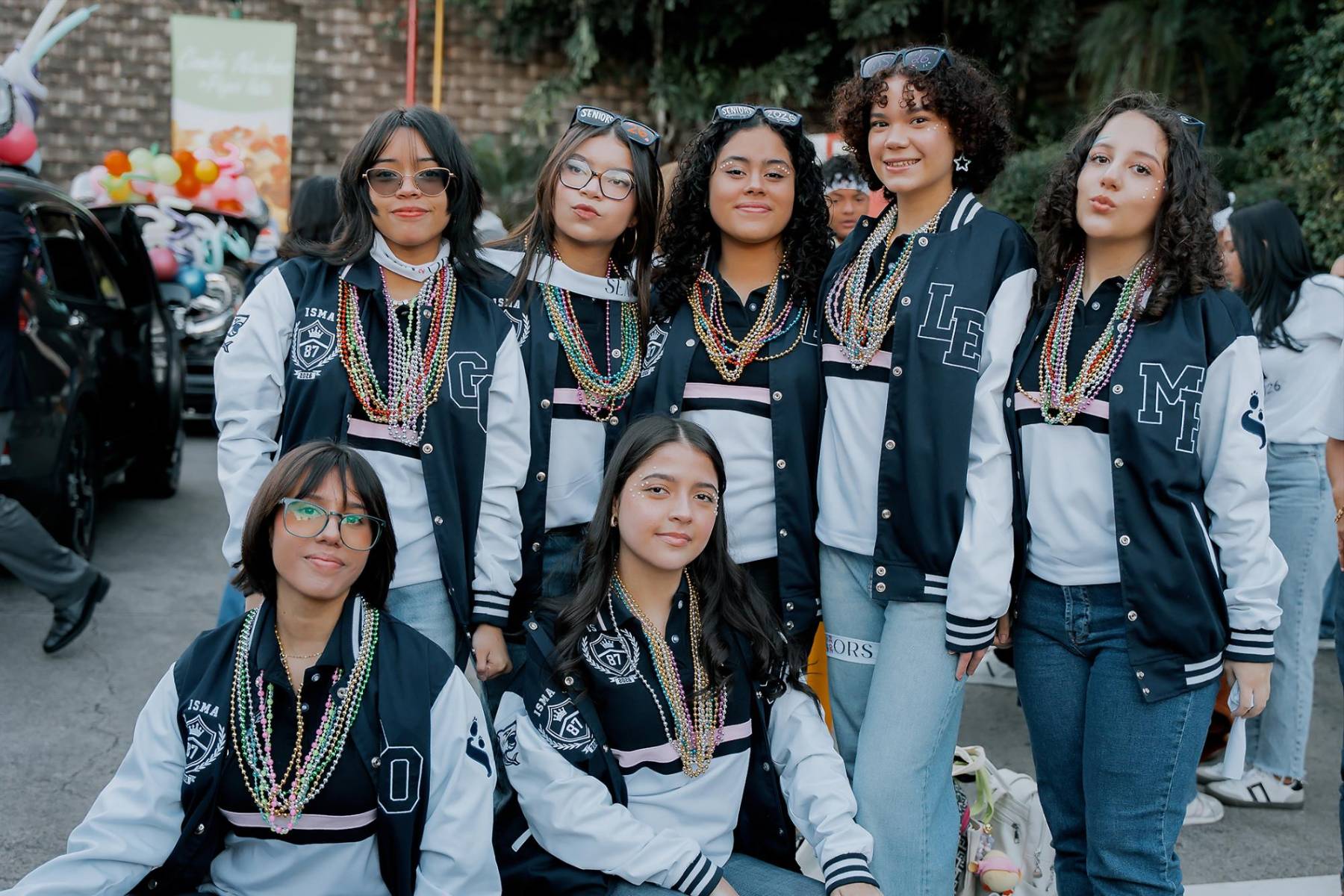 Senior entrance de la clase 2026 del Instituto María Auxiliadora