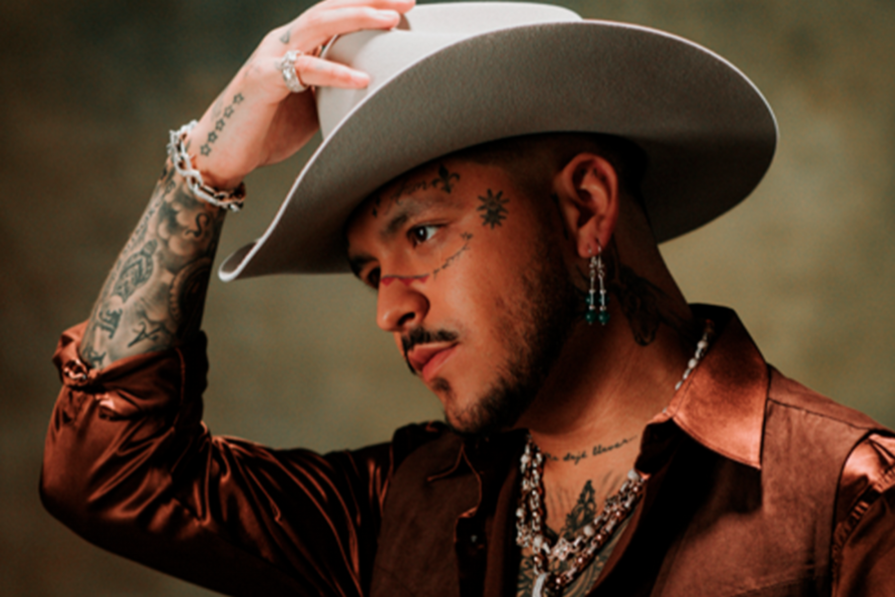 El cantante aseguró que jamás fue infiel durante su relación con Cazzu. Aclaró que no hubo “terceras personas” en su vida y que cualquier insinuación al respecto es completamente falsa.