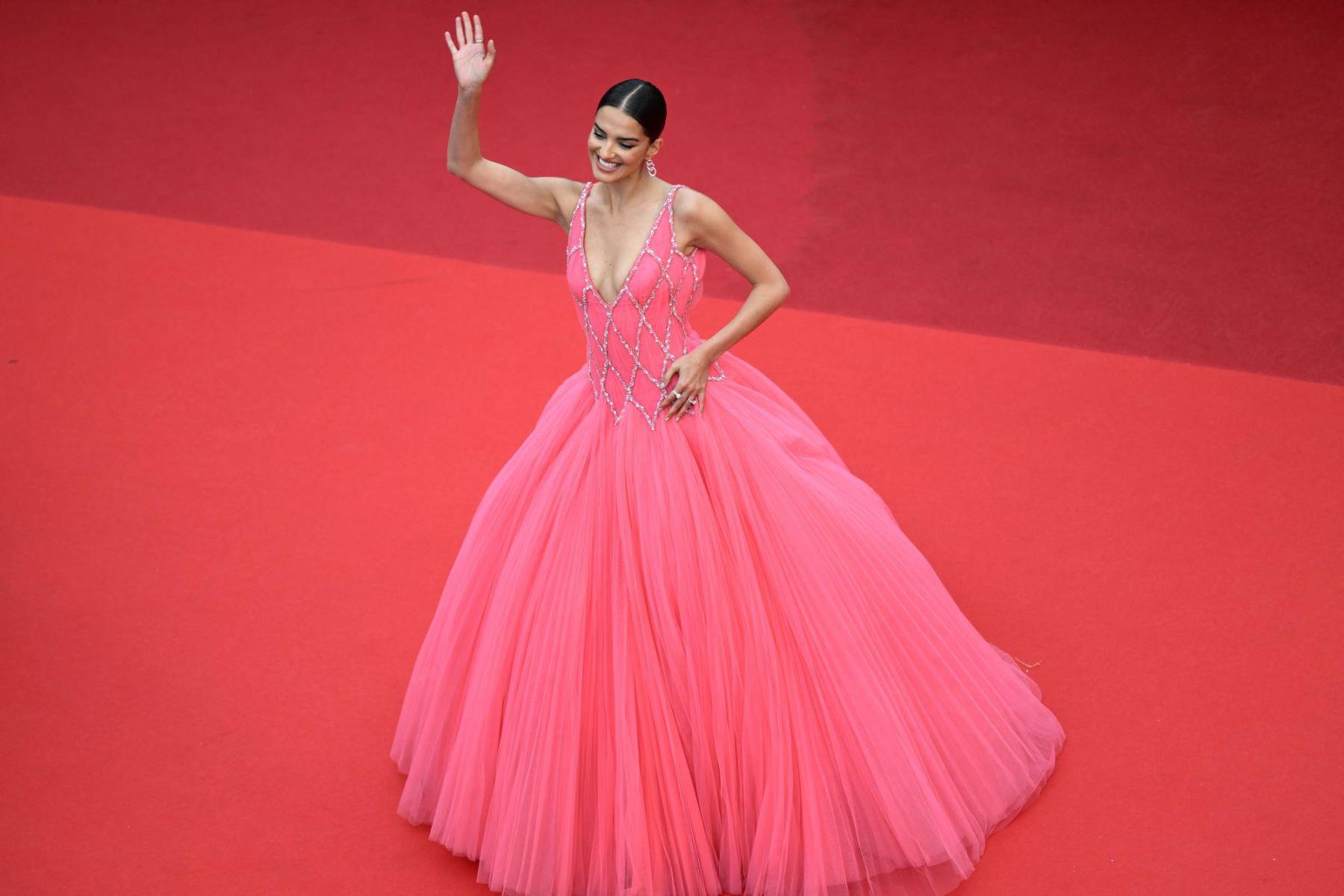 Los vestidos dramáticos triunfan en Cannes