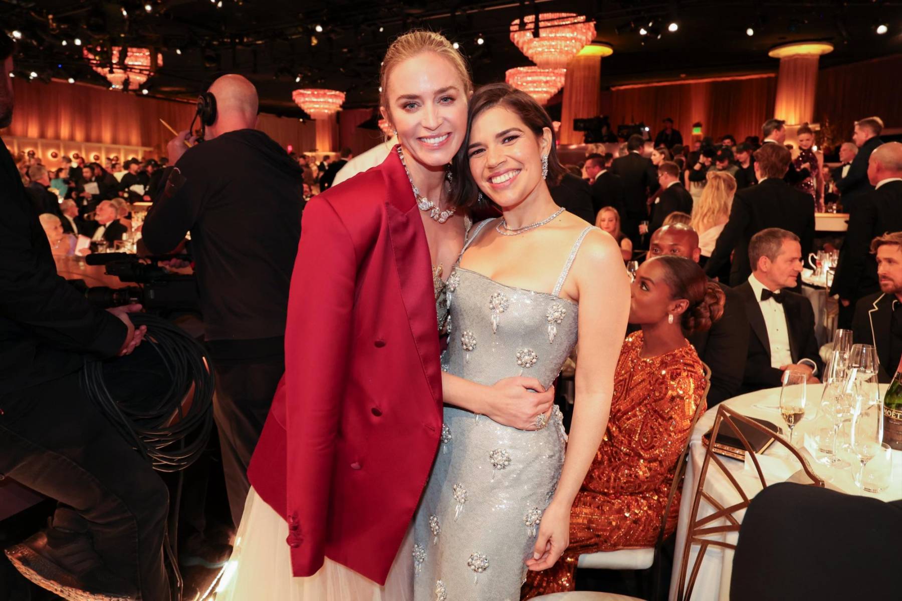 Mejores momentos behind the scenes de los Globos de Oro 2024