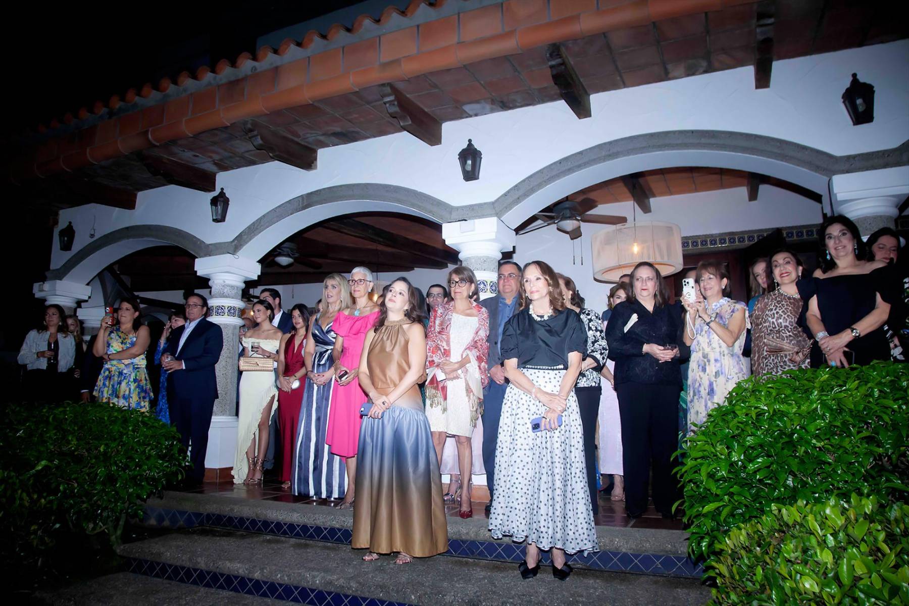 Los invitados estuvieron atentos a la celebración de la boda Simán Andonie.